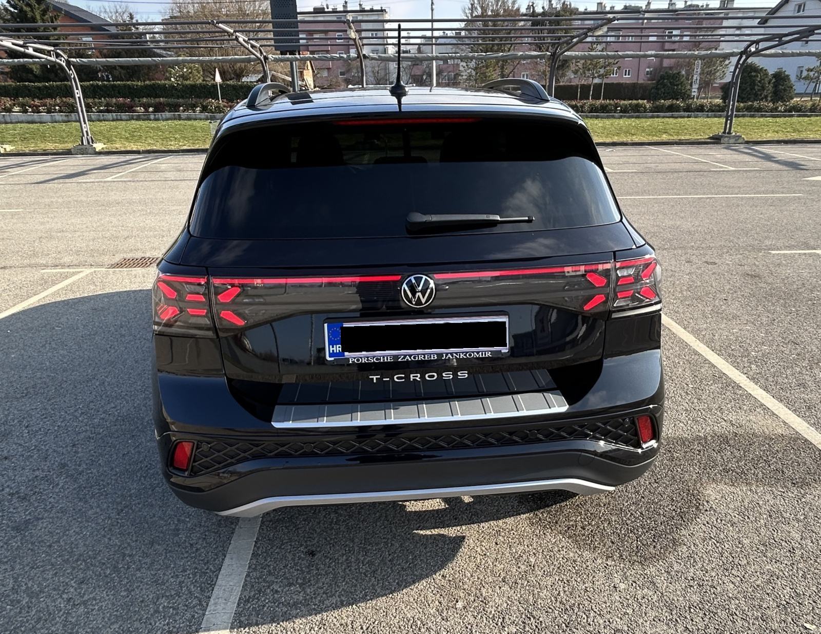VW T-Cross 1.0 TSI R-Line Plus *7.5tkm*DSG*Matrix*Kamera*Gri.sjedala*, fotografija 10
