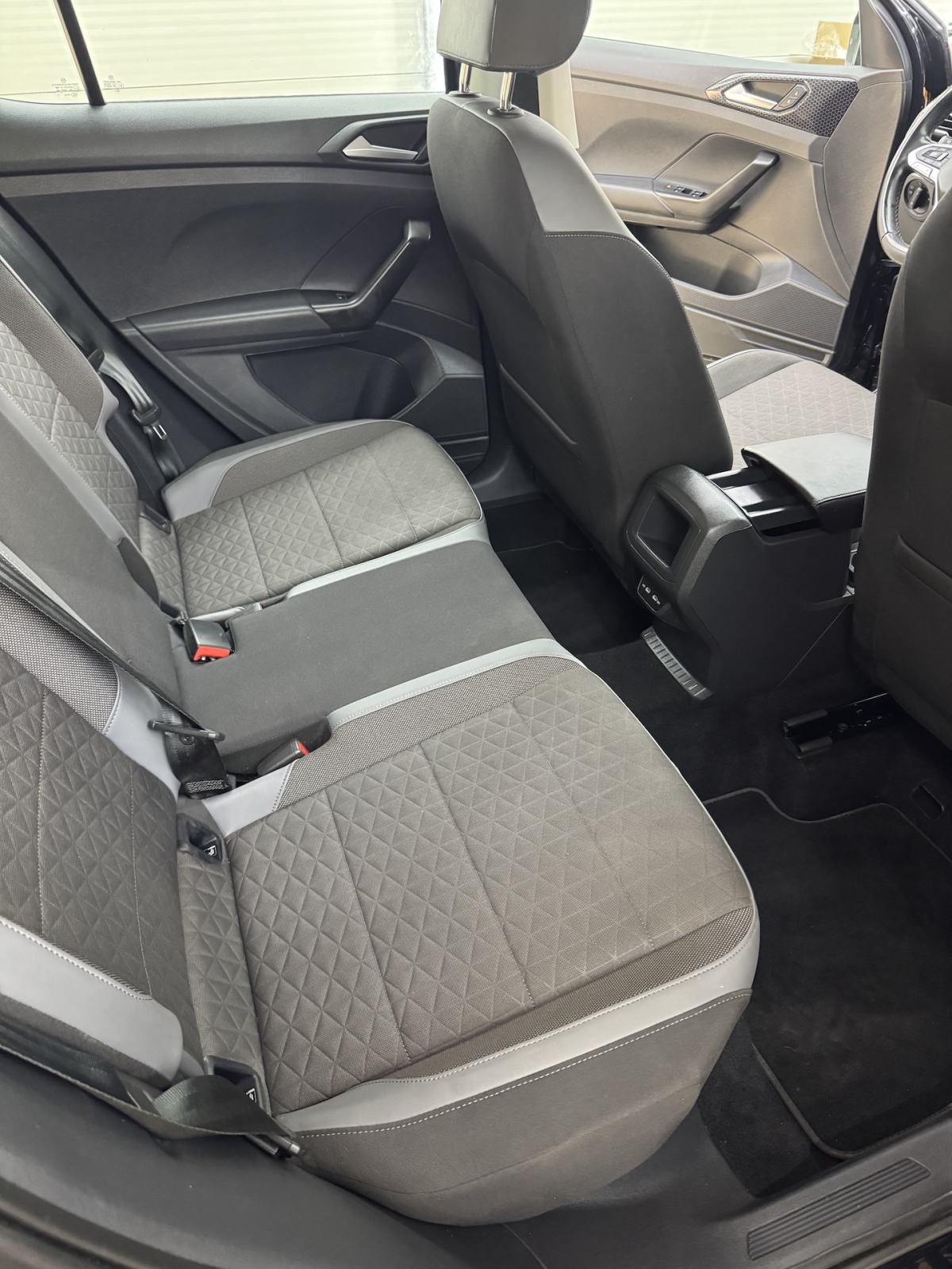 VW T-Cross 1,0 TSI DSG, fotografija 13