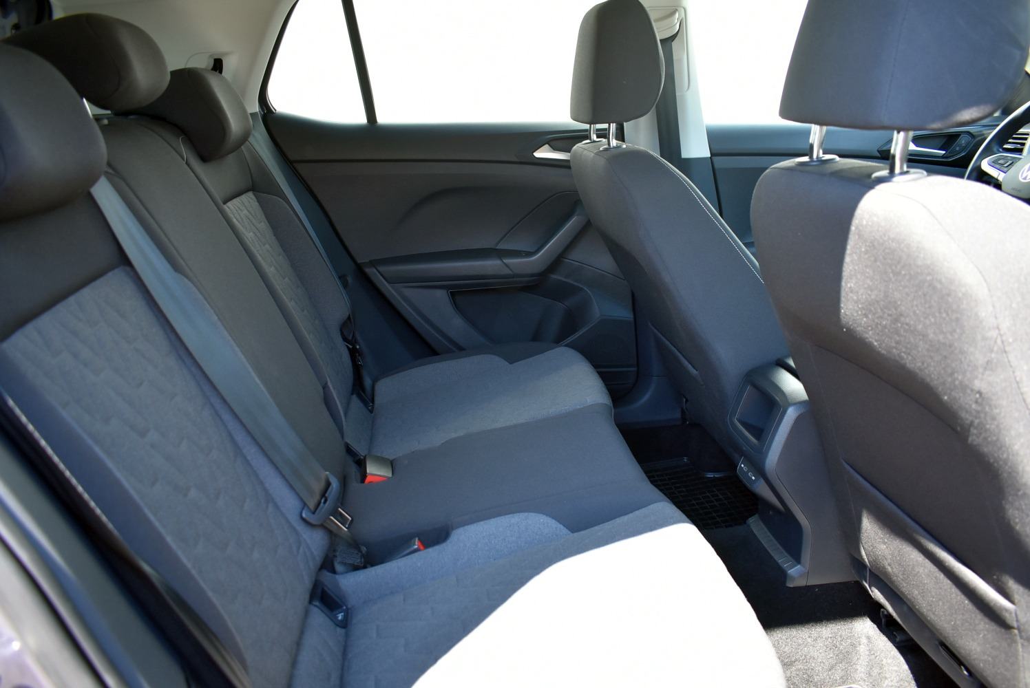 VW T-Cross 1,0 TSI *HR* JAMSTVO, MALO KM., TEHNIČKI U CIJENI, fotografija 6