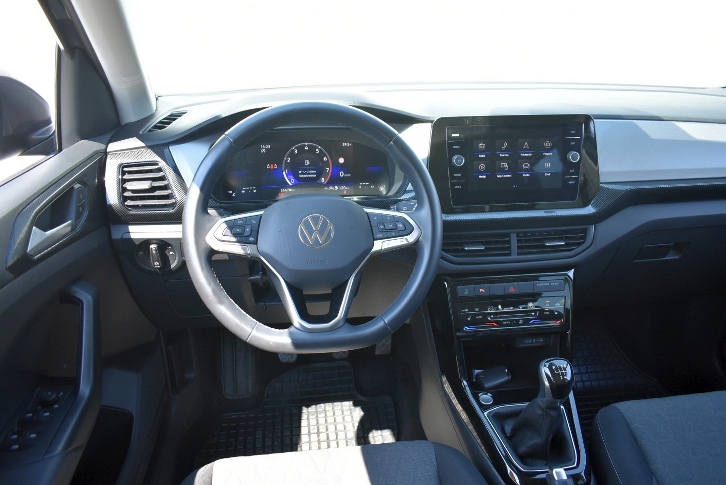 VW T-Cross 1,0 TSI *HR* JAMSTVO, MALO KM., TEHNIČKI U CIJENI, fotografija 4