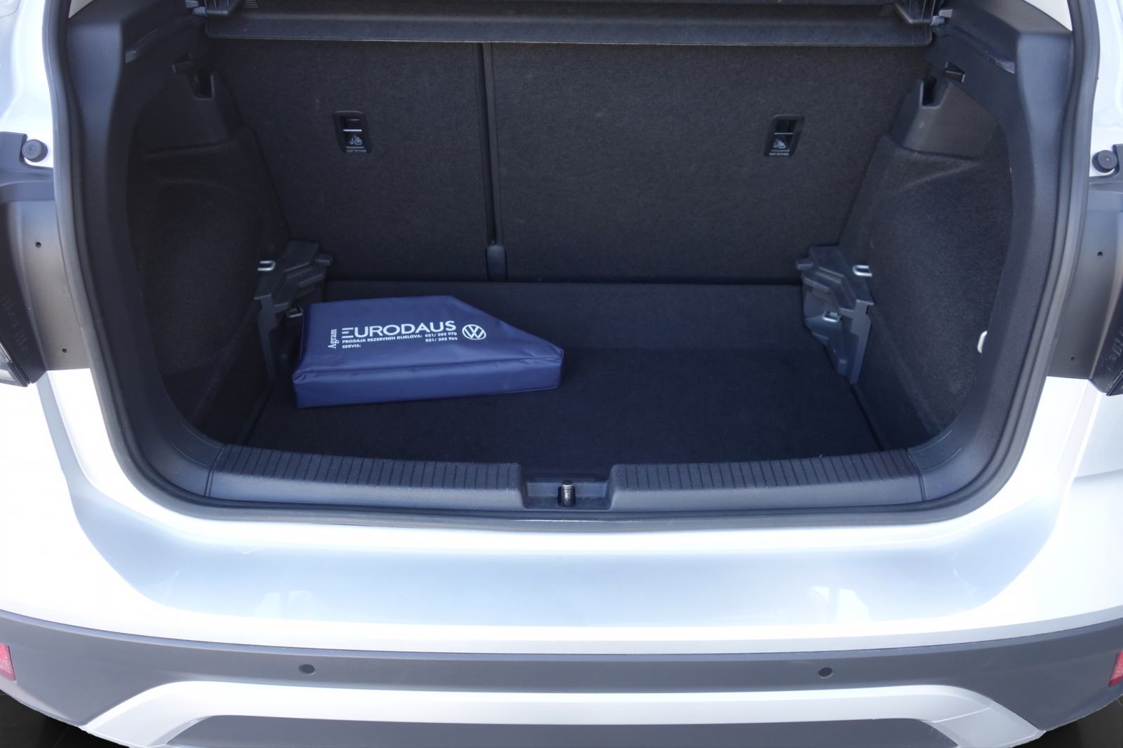 VW T-Cross 1,0 TSI , LIFE PLUS , 85 KW, fotografija 19