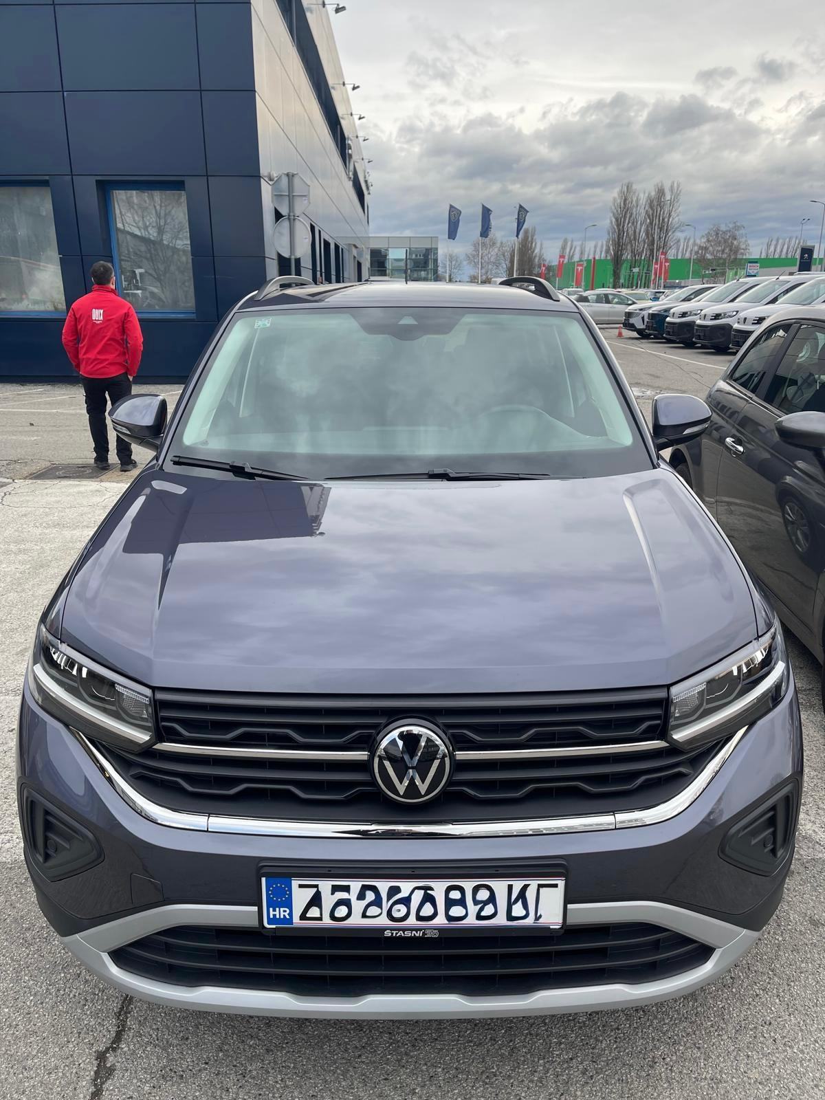 VW T-Cross 1.0 TSI Life Plus 95 KS – TOP PRILIKA, fotografija 1