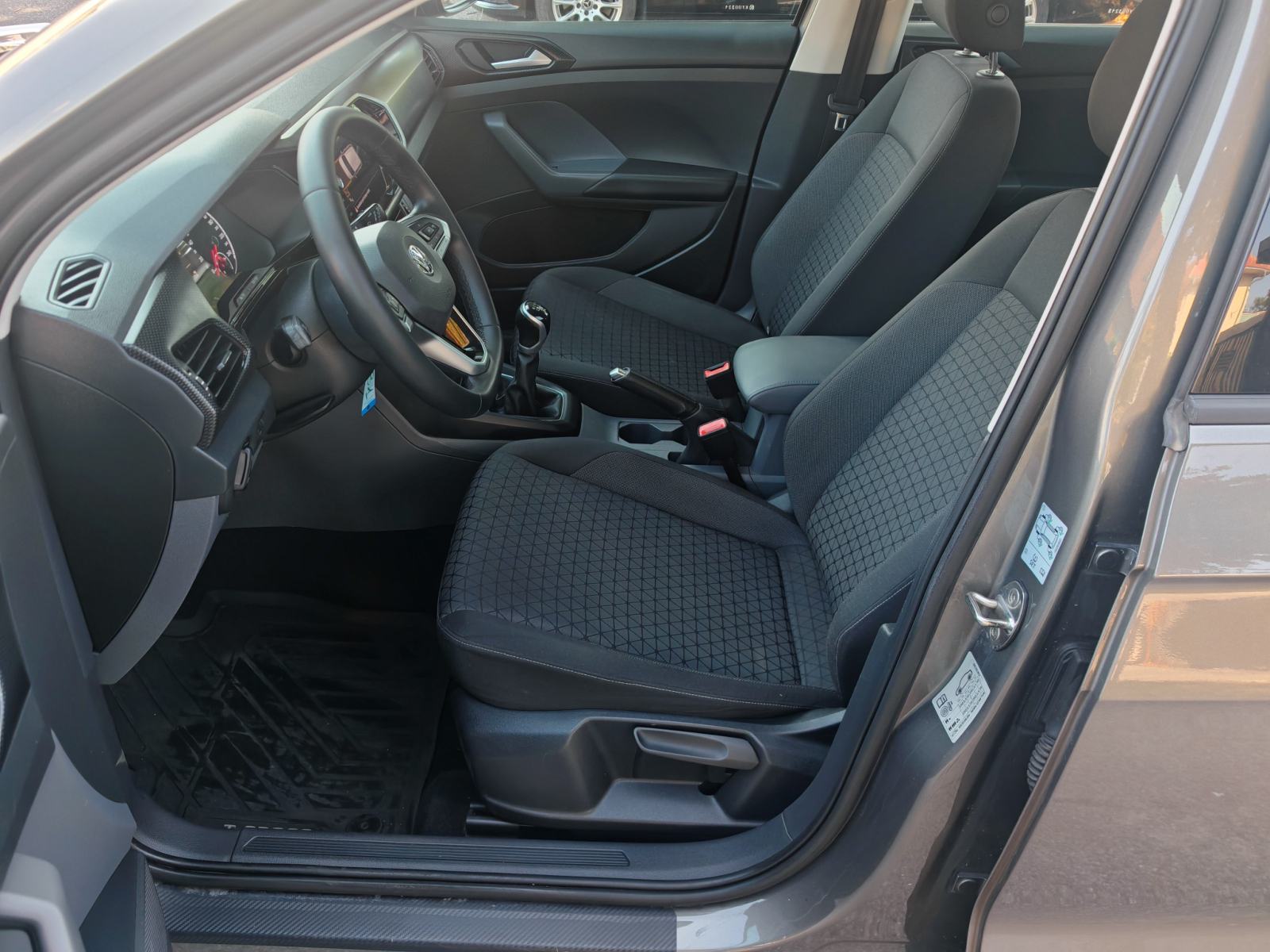 ⭐VW T-Cross 1,0 TSI◽MRTVI KUT◽FRONT ASSIST◽LANE ASSIST◽JAMSTVO 12mj✔️⭐, fotografija 15
