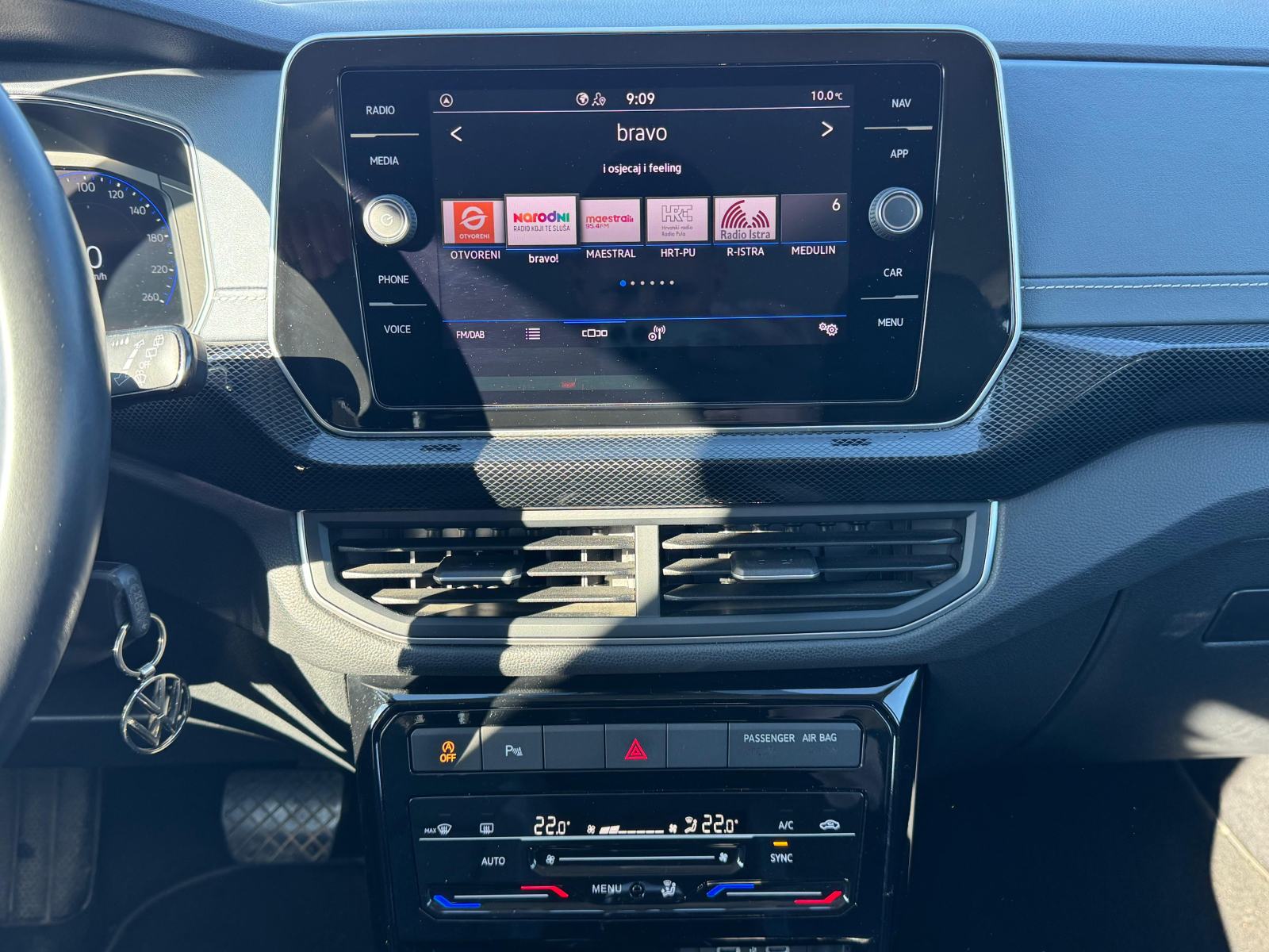VW T-Cross 1,0 TSI DSG STYLE, fotografija 11