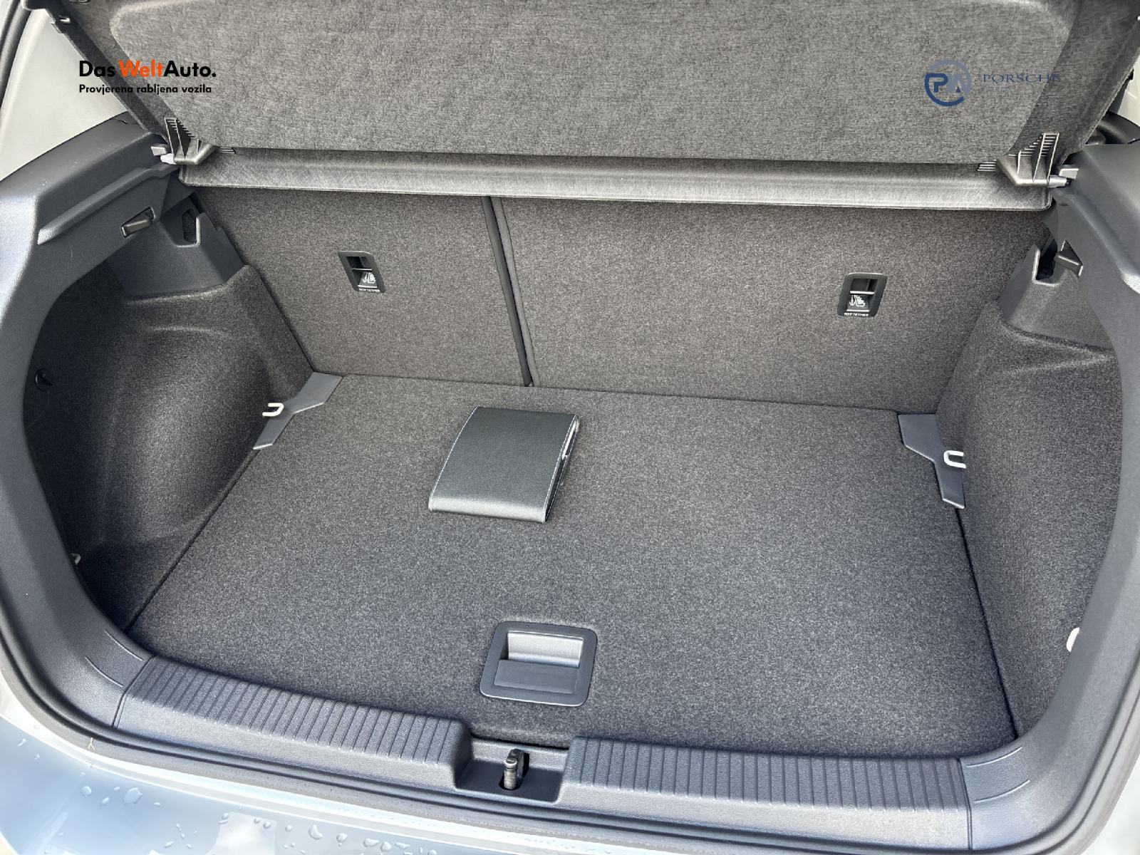 VW T-Cross 1.0 TSI Life Plus, fotografija 6