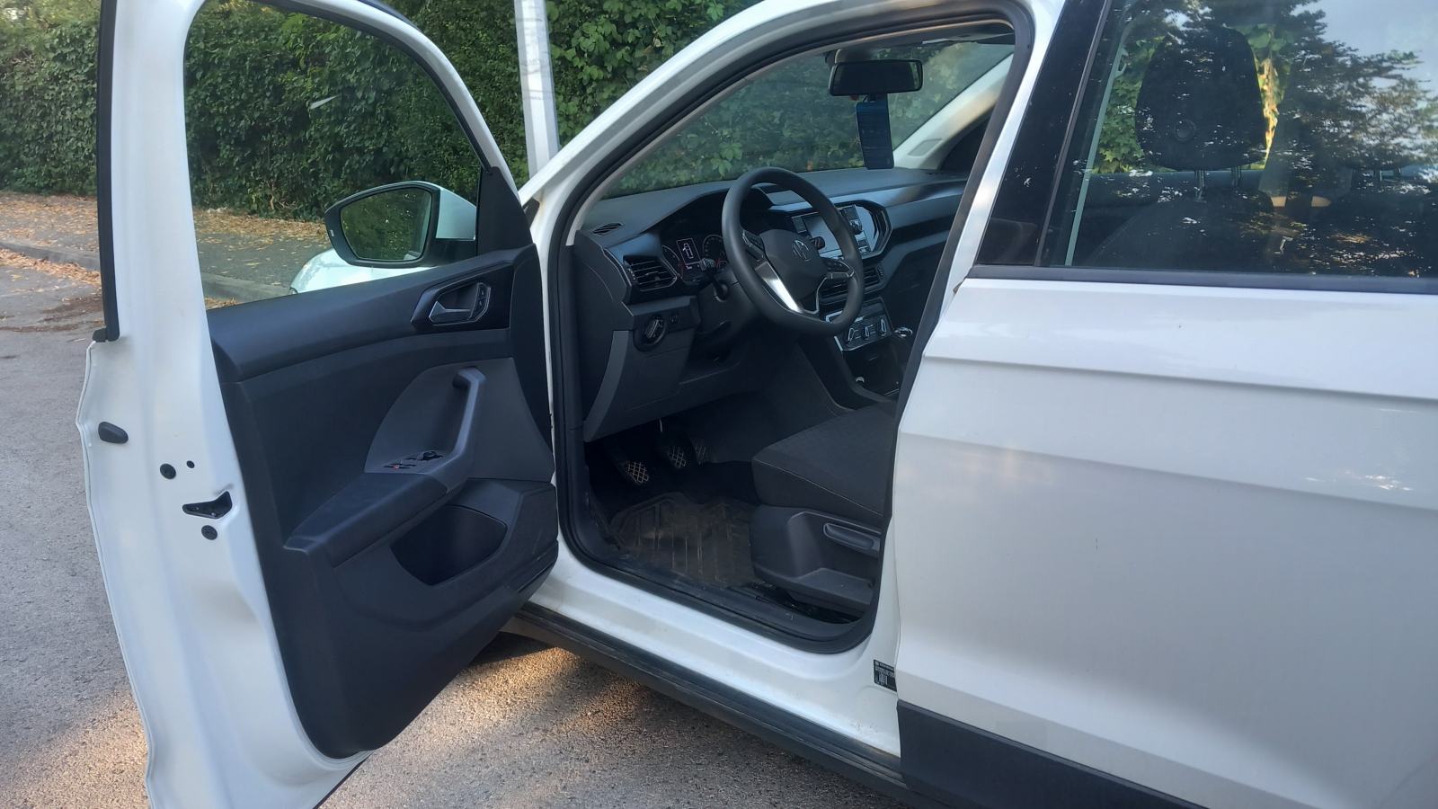 VW T-Cross 1,0 TSI *23000km*, fotografija 5