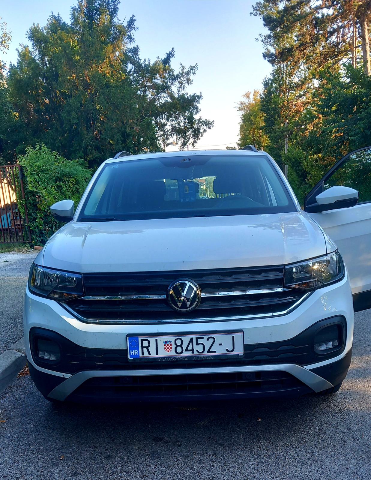 VW T-Cross 1,0 TSI *23000km*, fotografija 13
