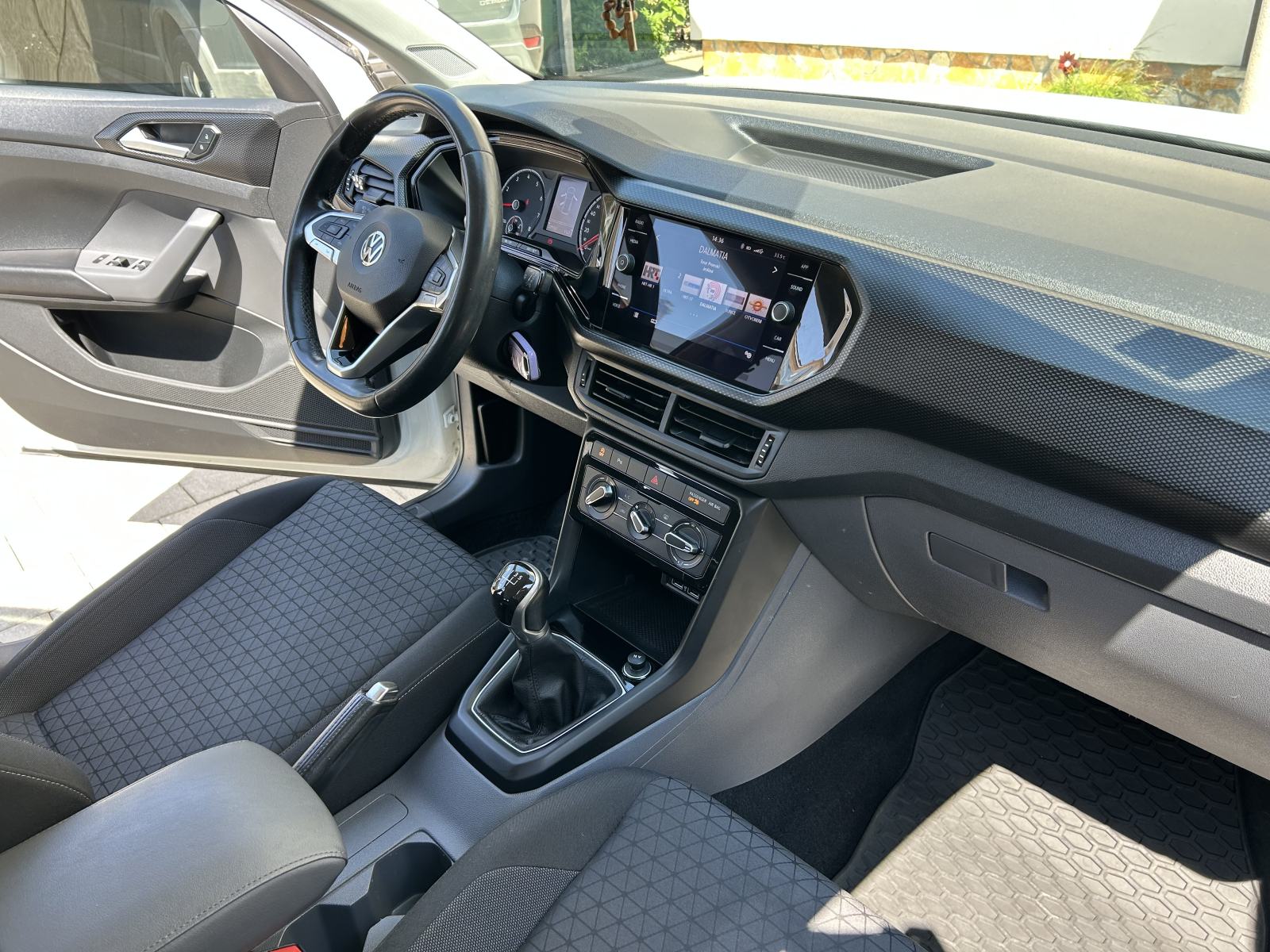 VW T-Cross, fotografija 10