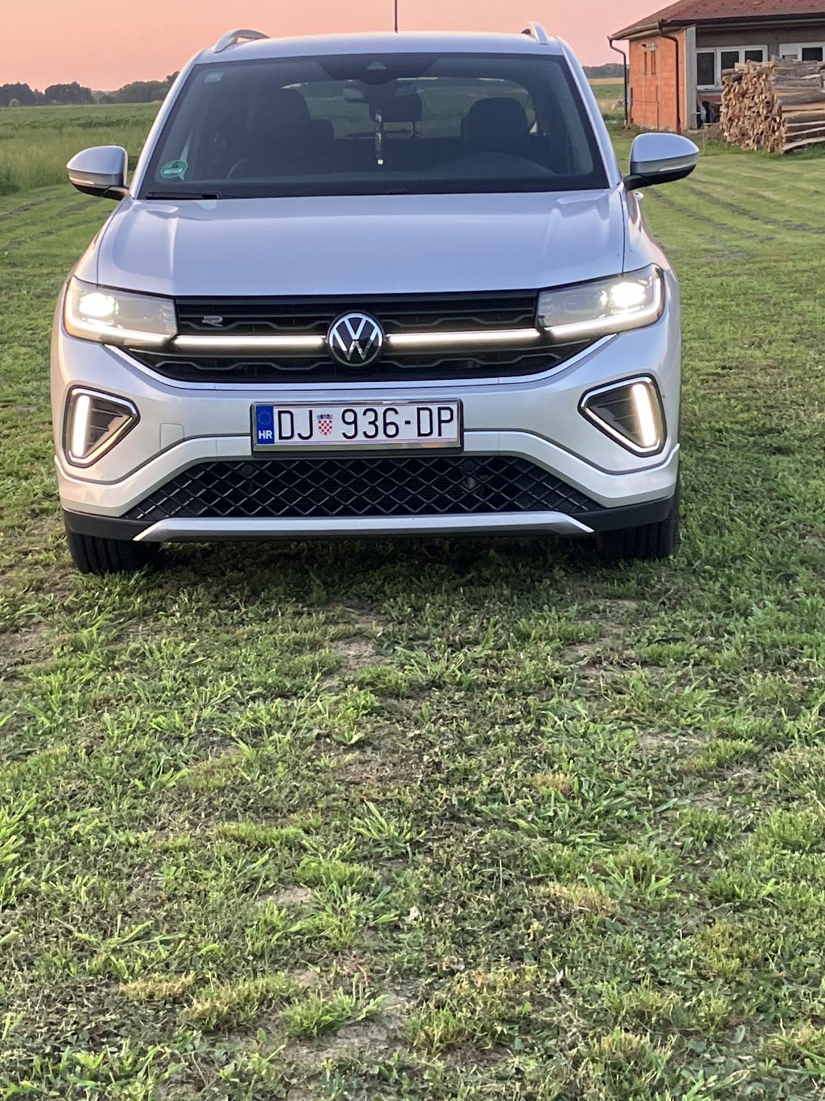 VW T-Cross 1,5 TSI DSG IQ =LED R=Line, fotografija 4