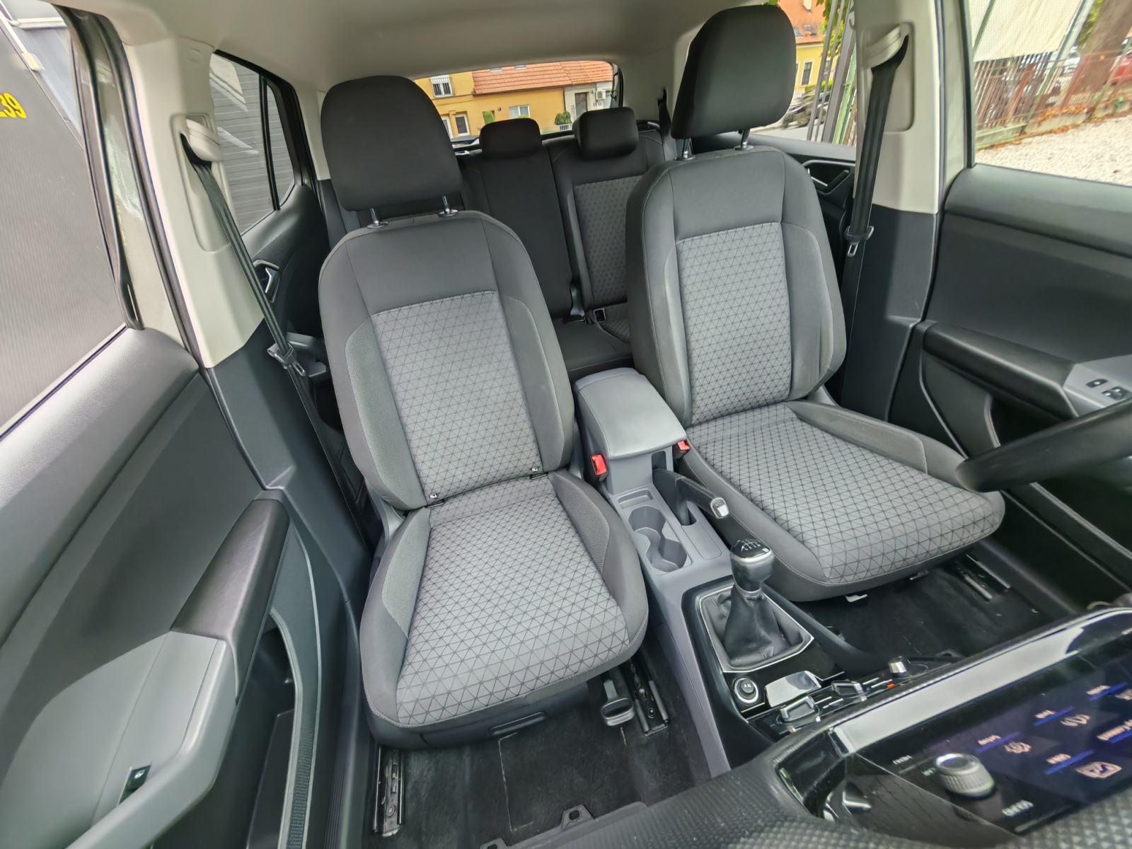 ⭐VW T-Cross 1,6 TDI◽MRTVI KUT◽FRONT ASSIST◽LANE ASSIST◽PDC⭐, fotografija 18