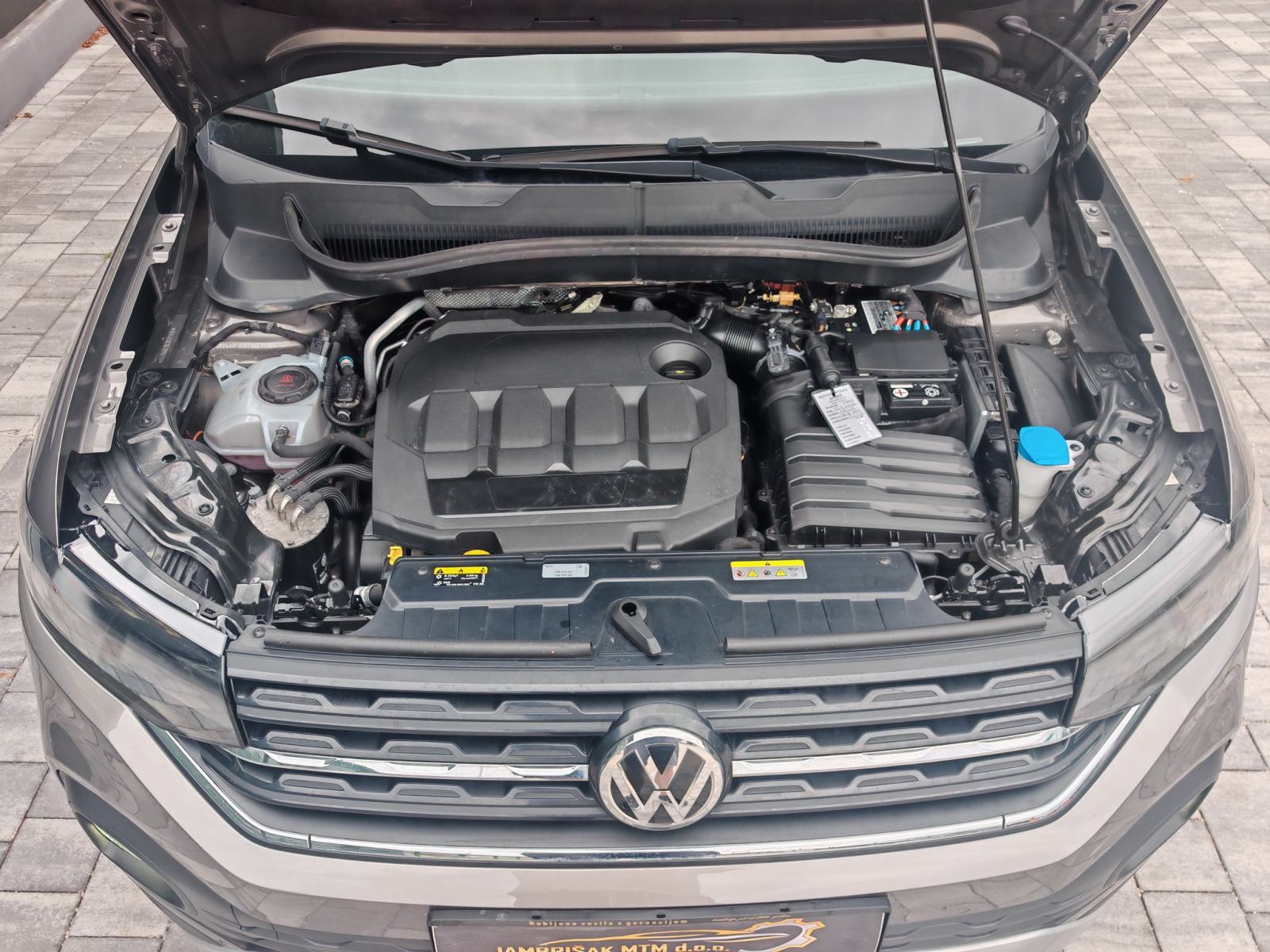 ⭐VW T-Cross 1,6 TDI◽MRTVI KUT◽FRONT ASSIST◽LANE ASSIST◽PDC⭐, fotografija 13