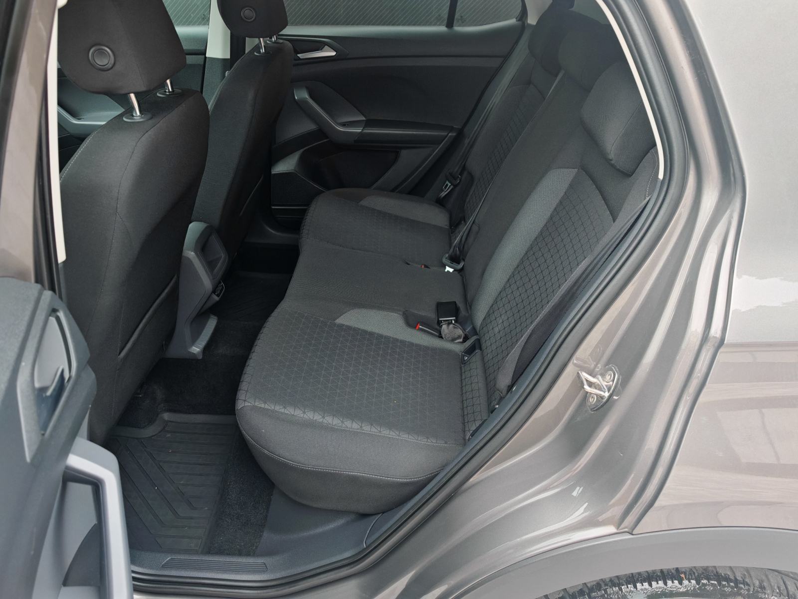 ⭐VW T-Cross 1,6 TDI◽MRTVI KUT◽FRONT ASSIST◽LANE ASSIST◽PDC⭐, fotografija 16