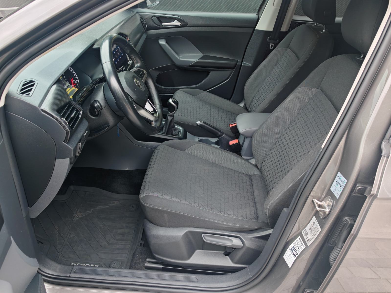 ⭐VW T-Cross 1,6 TDI◽MRTVI KUT◽FRONT ASSIST◽LANE ASSIST◽PDC⭐, fotografija 15
