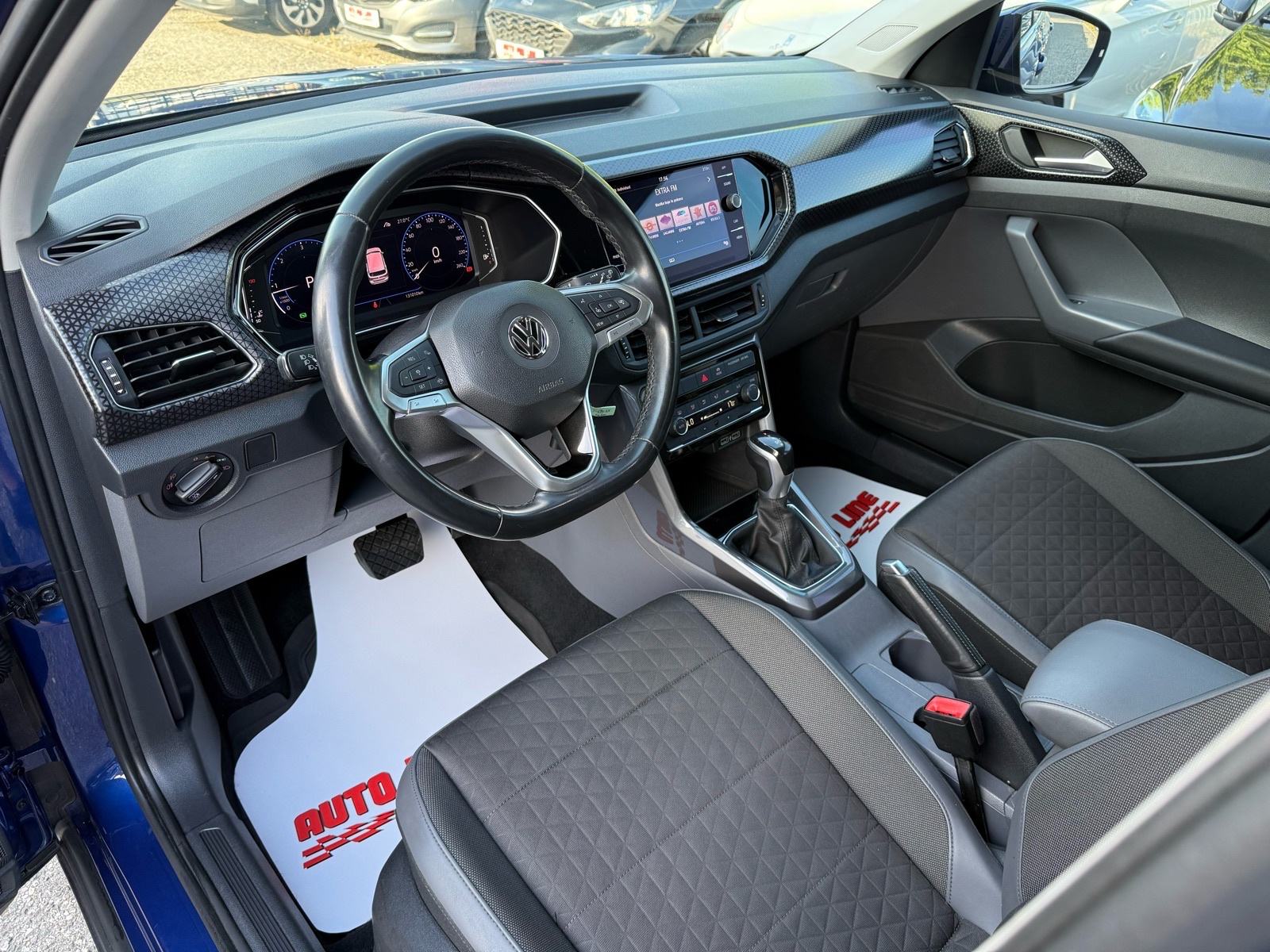 VW T-Cross 1.6 TDI // R-LINE DSG - 1.vlasnik, TOP STANJE, fotografija 13