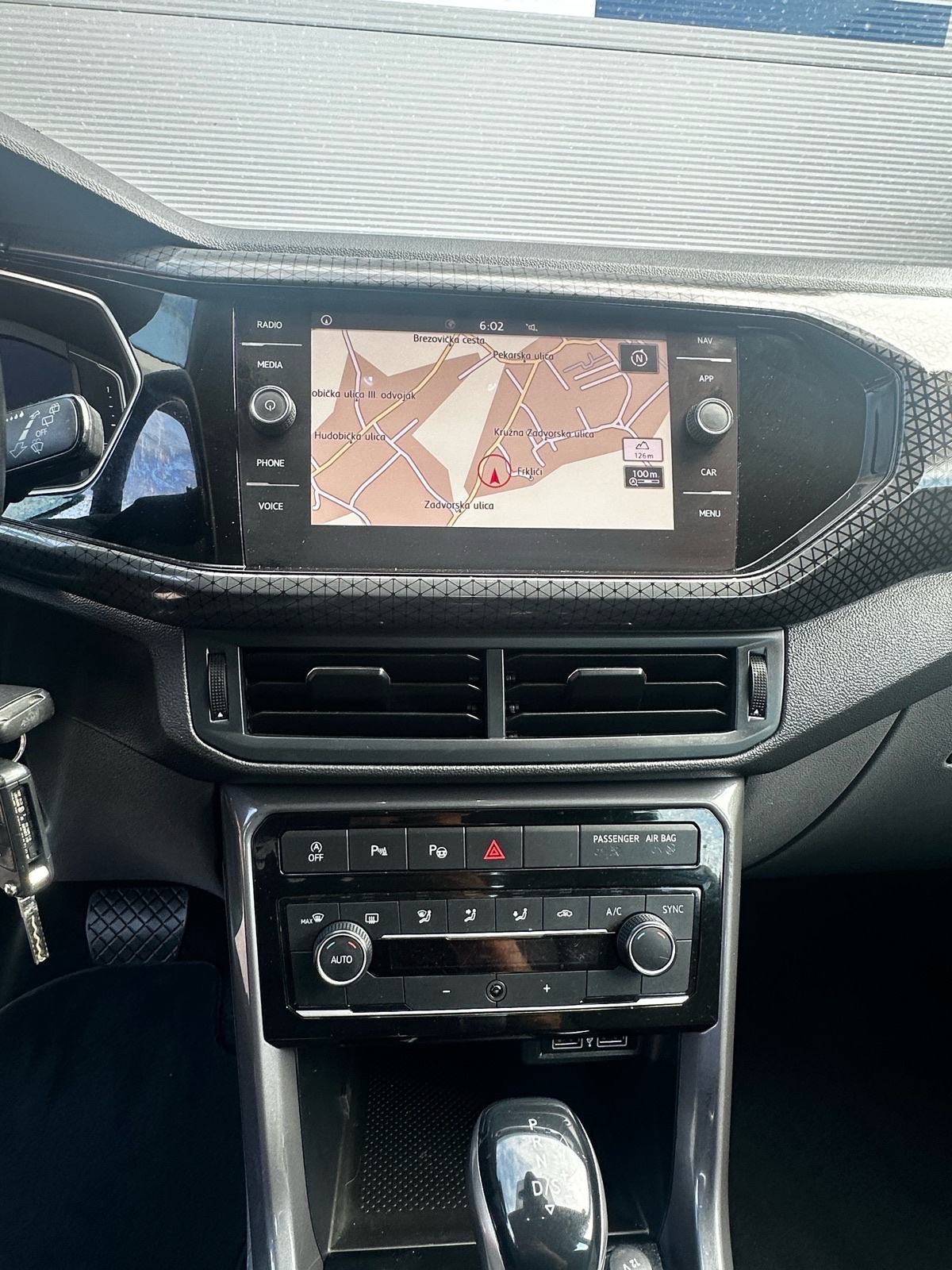 VW T-Cross Comfort Urban 1.0 Tsi, automatik, virtual, kamera, fotografija 12
