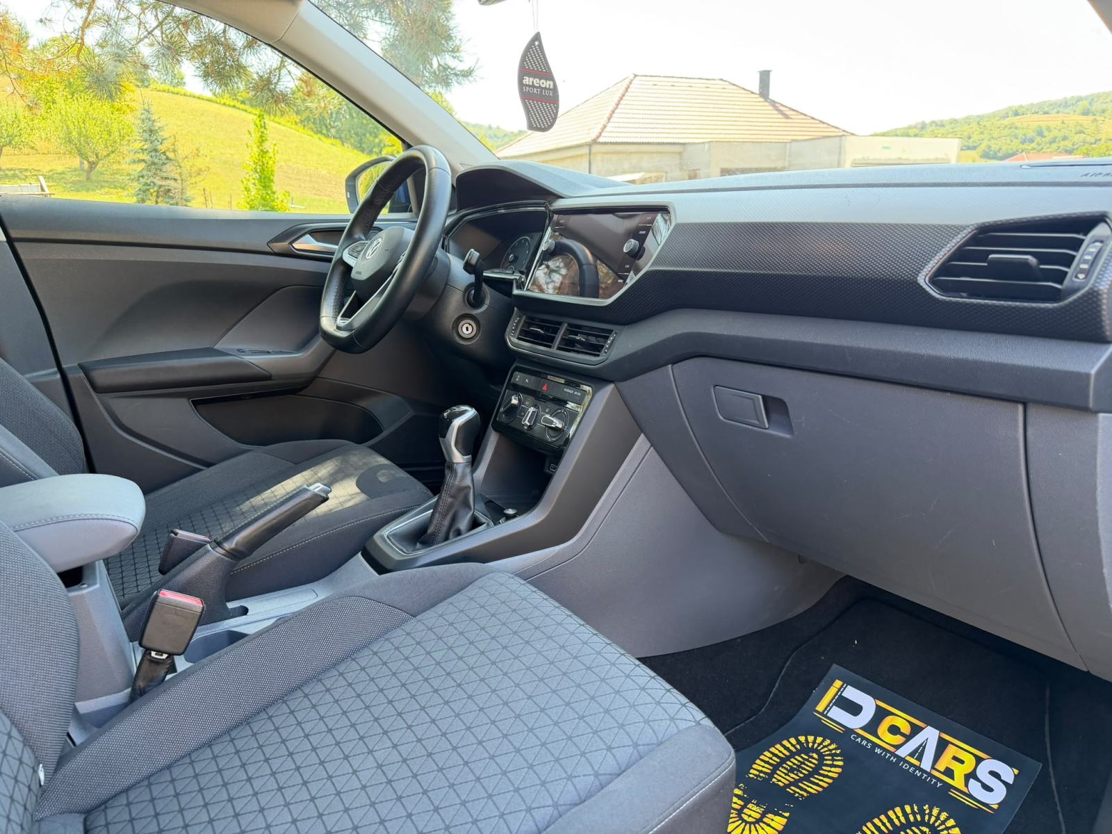 VW T-CROSS, TOP STANJE, SERVISNA, fotografija 15