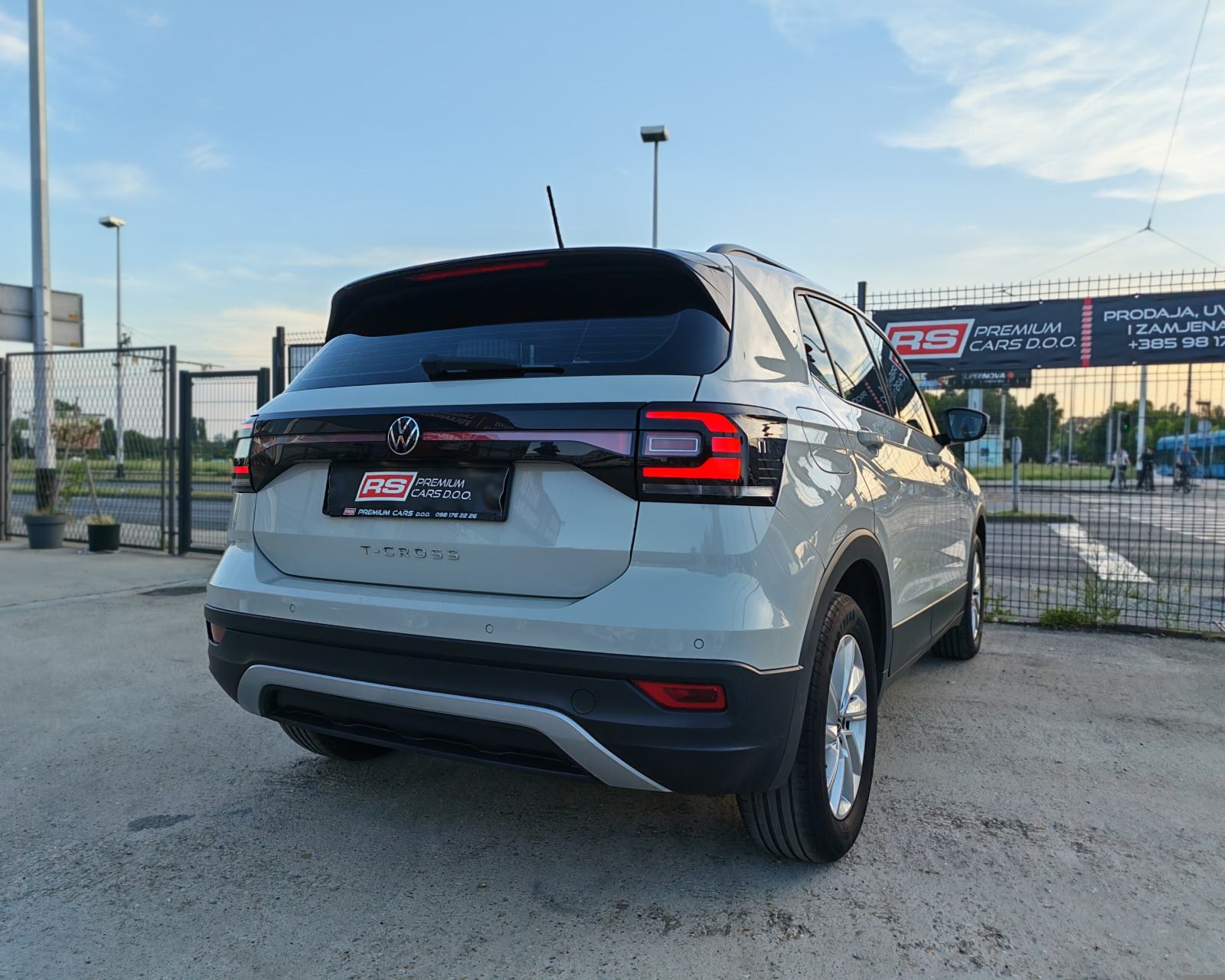 VW T-CROSS TSI 110 DSG, VIRTUAL, CARPLAY, PDC, ALU, KLIMA, JAMSTVO 12M, fotografija 11