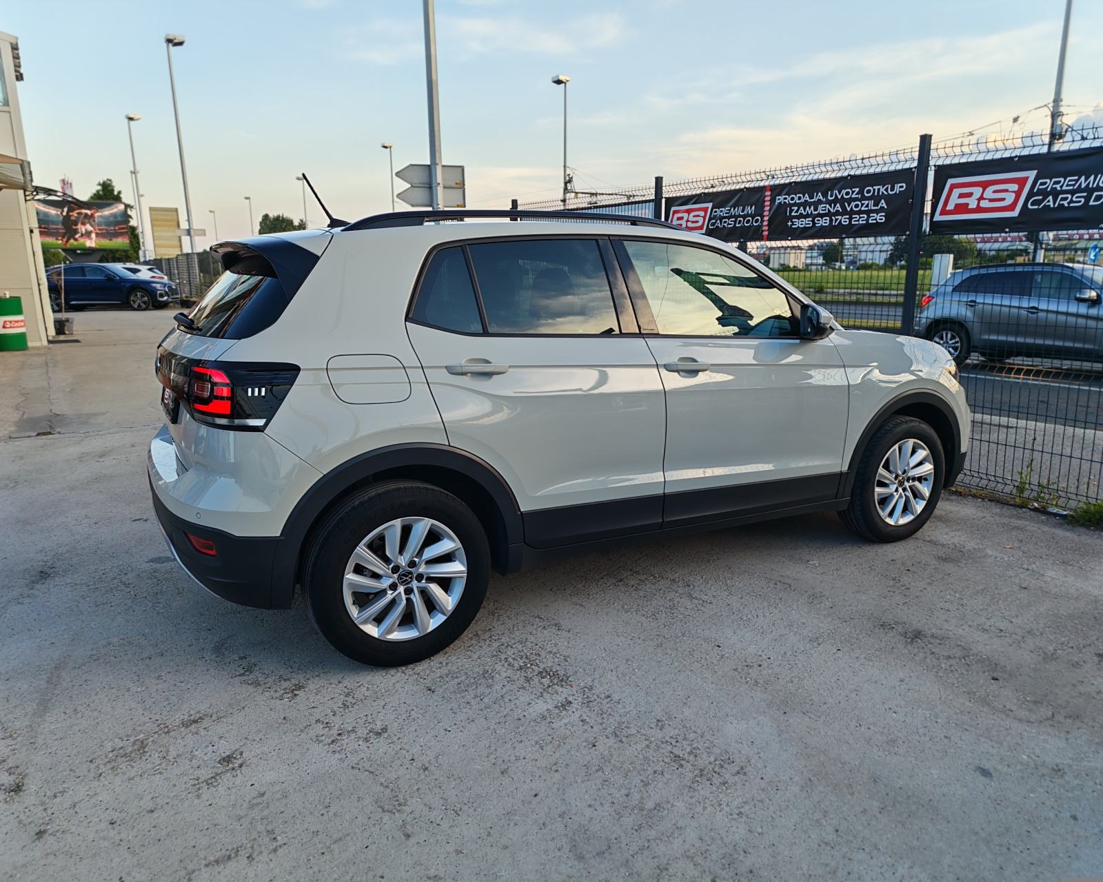 VW T-CROSS TSI 110 DSG, VIRTUAL, CARPLAY, PDC, ALU, KLIMA, JAMSTVO 12M, fotografija 17