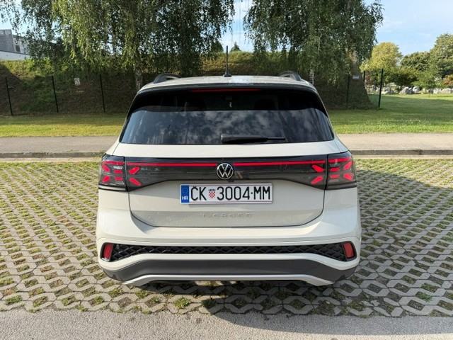 T-Cross DSG R line plus-1. vl. leasing bez učešća, digital cockpit..., fotografija 5
