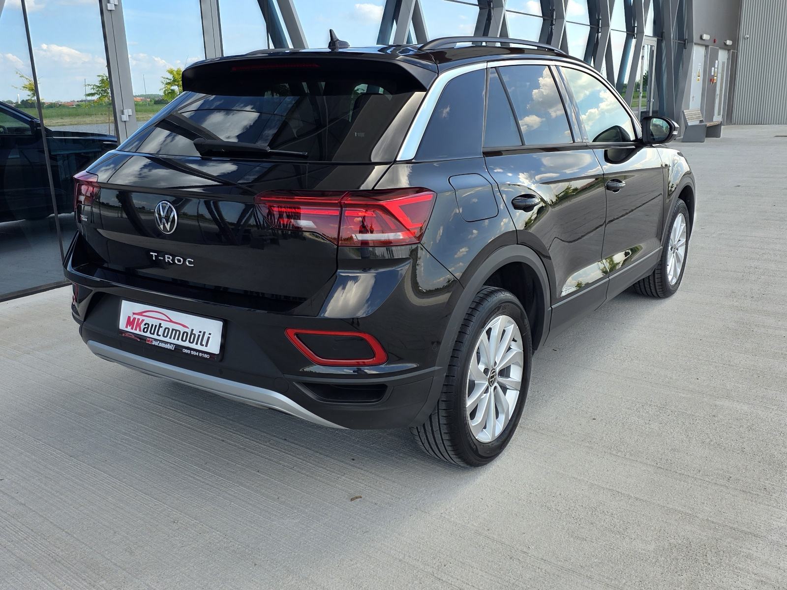 VW T-Roc 1,0 TSI alu,navi,ful led,43 t.k.m, fotografija 6