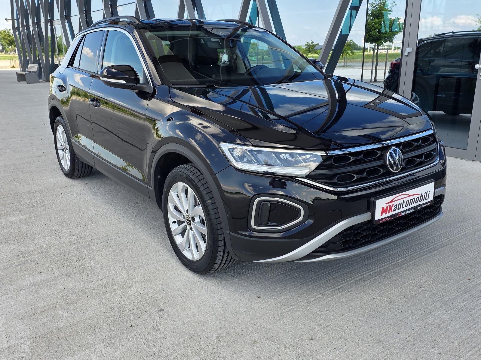VW T-Roc 1,0 TSI alu,navi,ful led,43 t.k.m, fotografija 8
