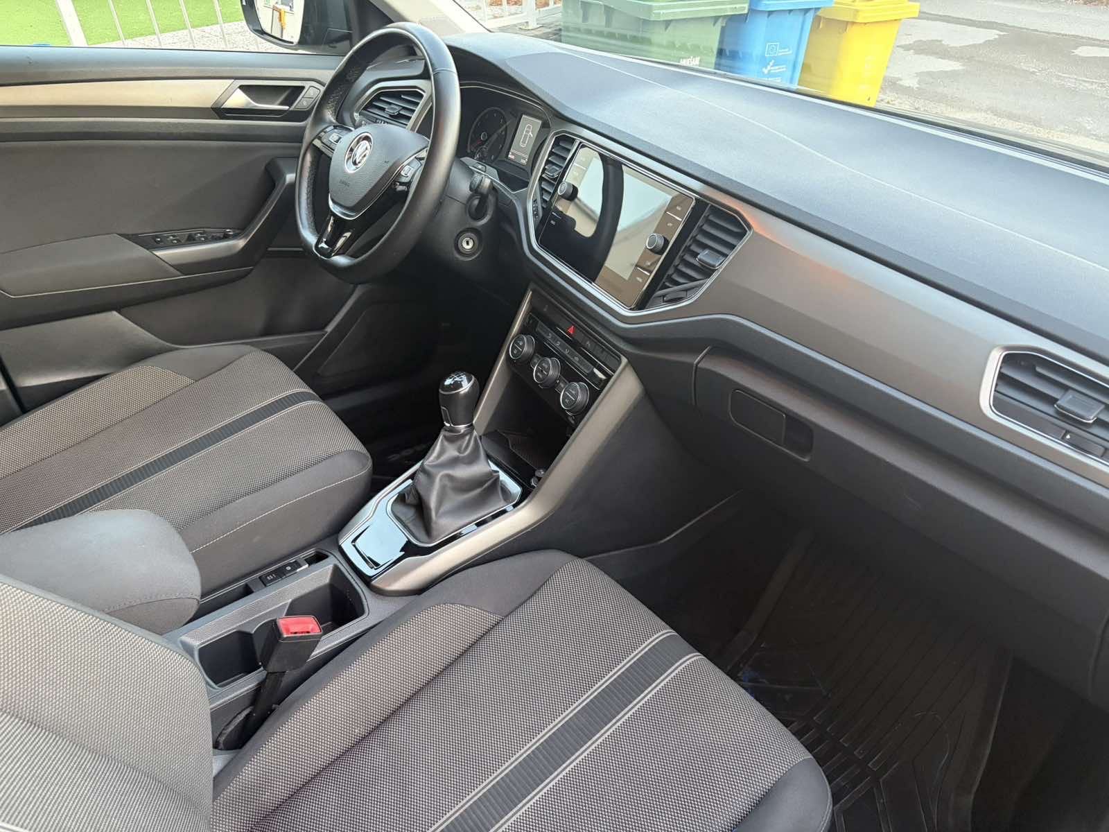 VW T-Roc 1,0 TSI Design - 1.reg 2021., HR, 1.vlasnik, ACC, LED, TOP, fotografija 15