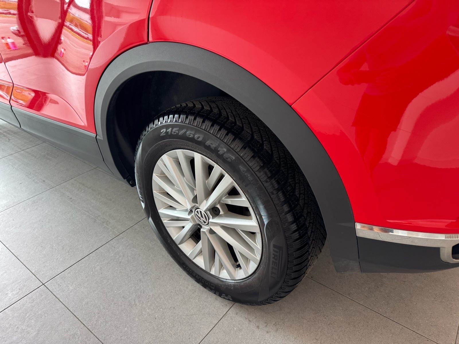 VW T-Roc 1,0 TSI Design 2019.; 1. vl.; Nije uvoz; Panorama; Alu;..., fotografija 16