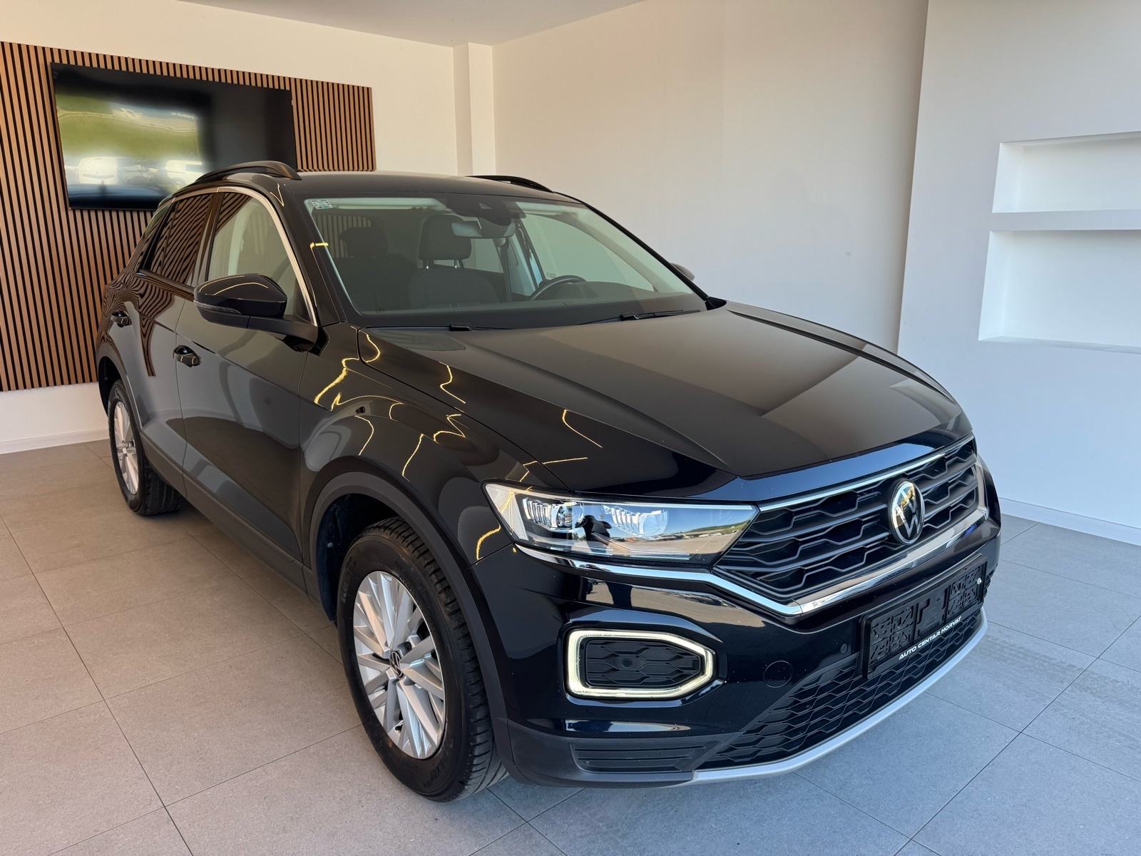 VW T-Roc 1,0 TSI Design 2021.; Nije uvoz; Xenon+LED; Alu; 1. vl.;, fotografija 4