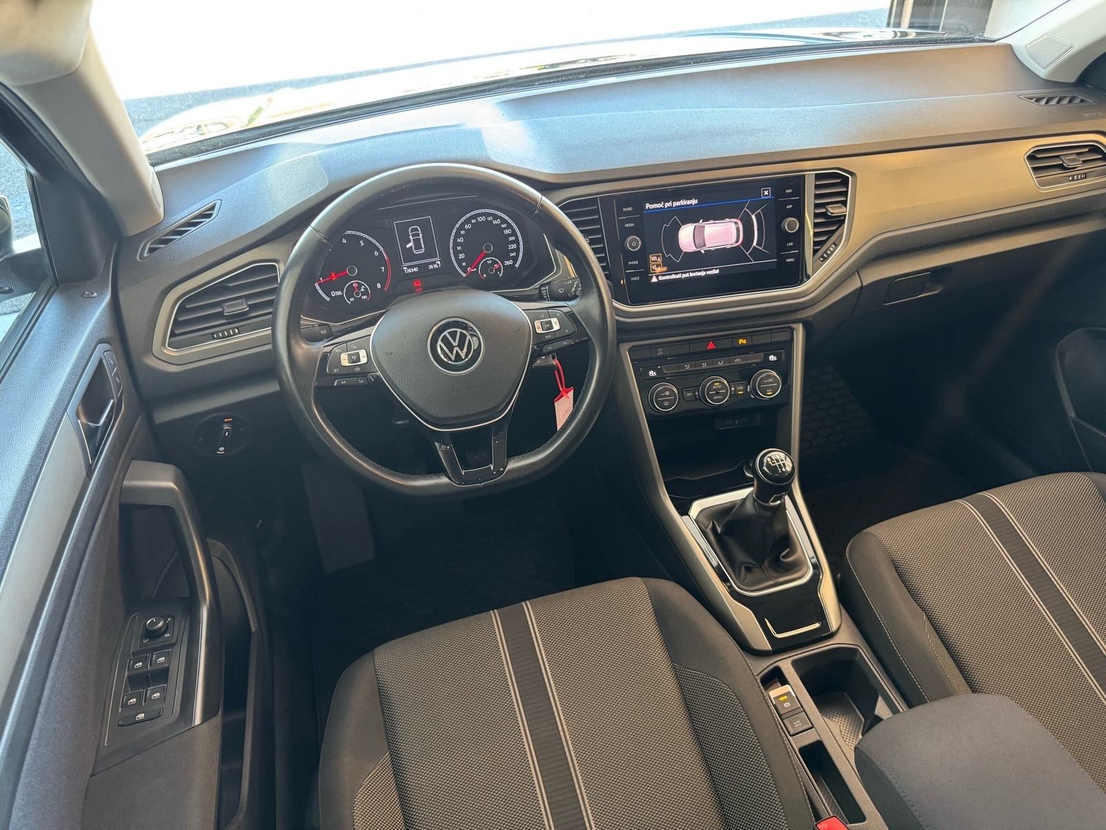 VW T-Roc 1,0 TSI Design 2021.; Nije uvoz; Xenon+LED; Alu; 1. vl.;, fotografija 11