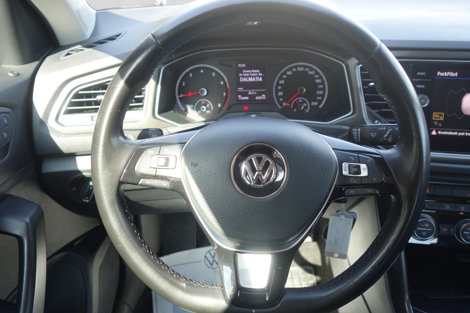VW T-Roc 1,0 TSI Design, fotografija 14