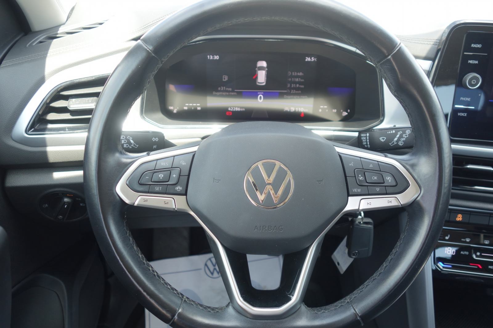 VW T-Roc 1,0 TSI Life, fotografija 13