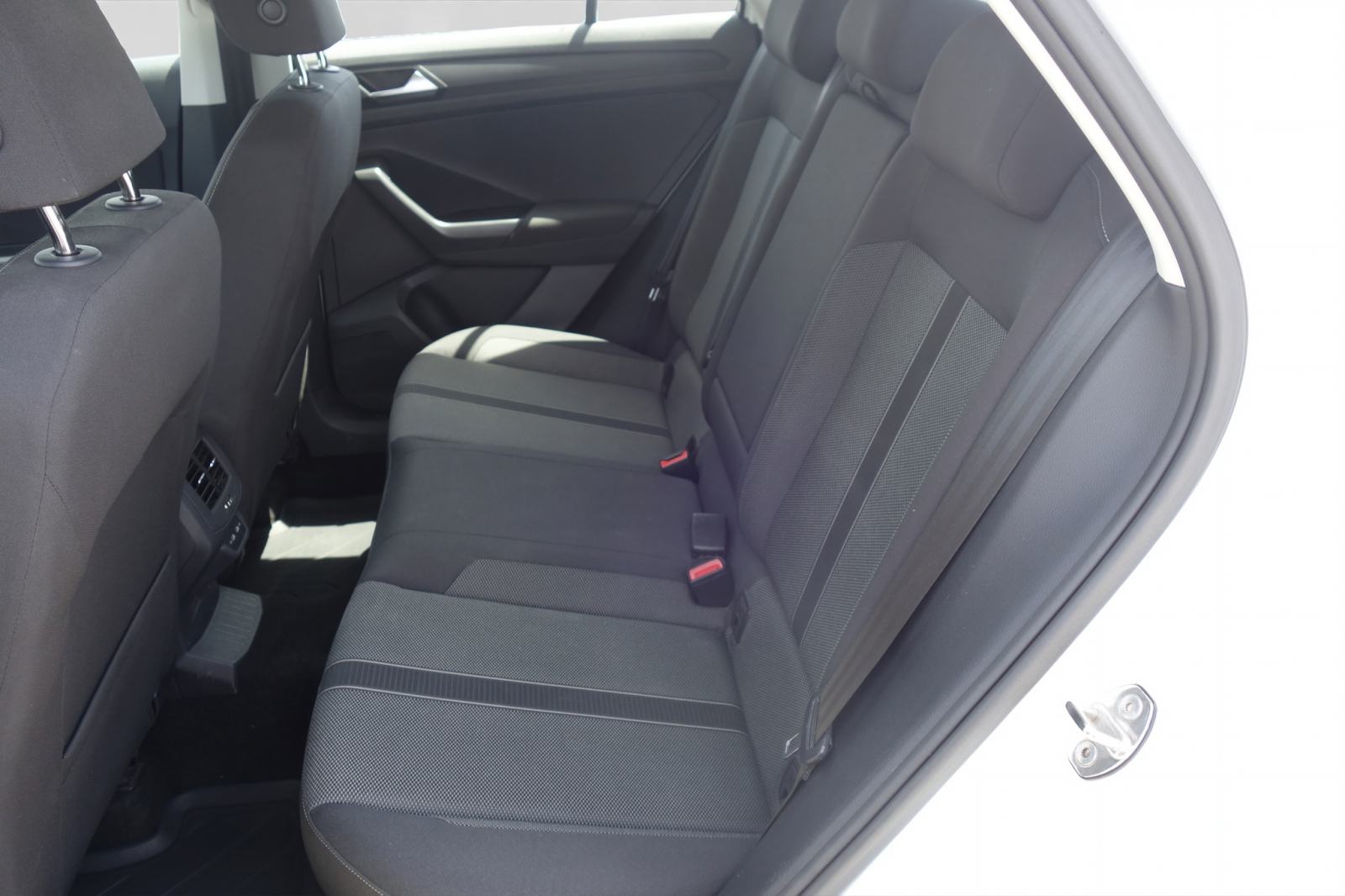 VW T-Roc 1,0 TSI Life, fotografija 10