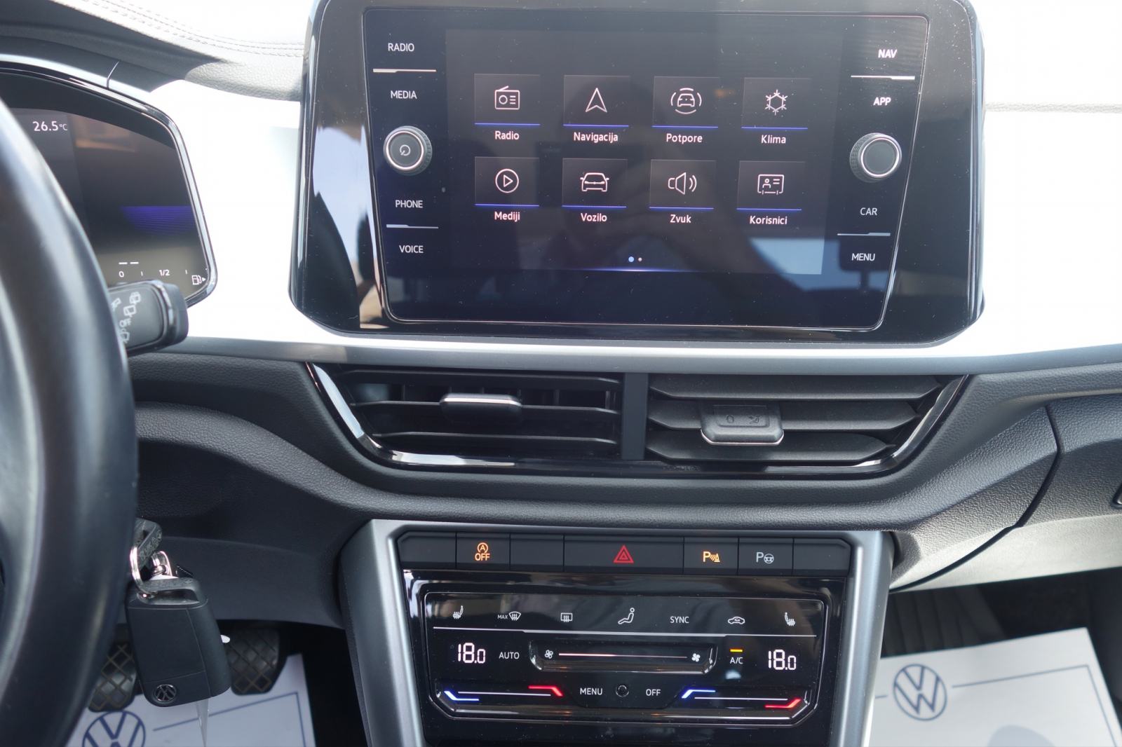 VW T-Roc 1,0 TSI Life, fotografija 14