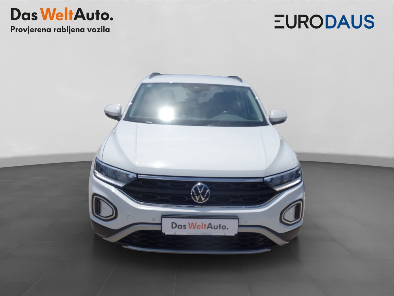 VW T-Roc 1,0 TSI Life, fotografija 2