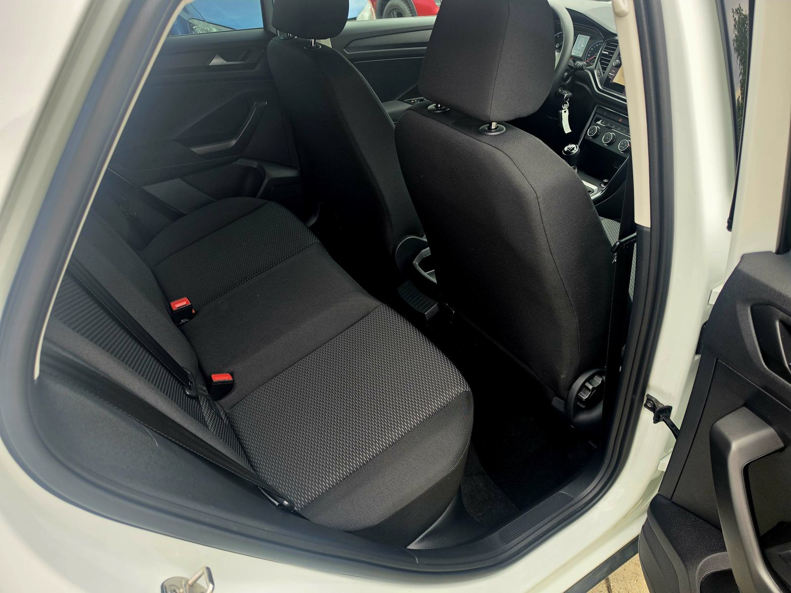 VW T-Roc 1,0 TSI,,ODLIČAN,,SERVISNA,,27129KM, fotografija 15
