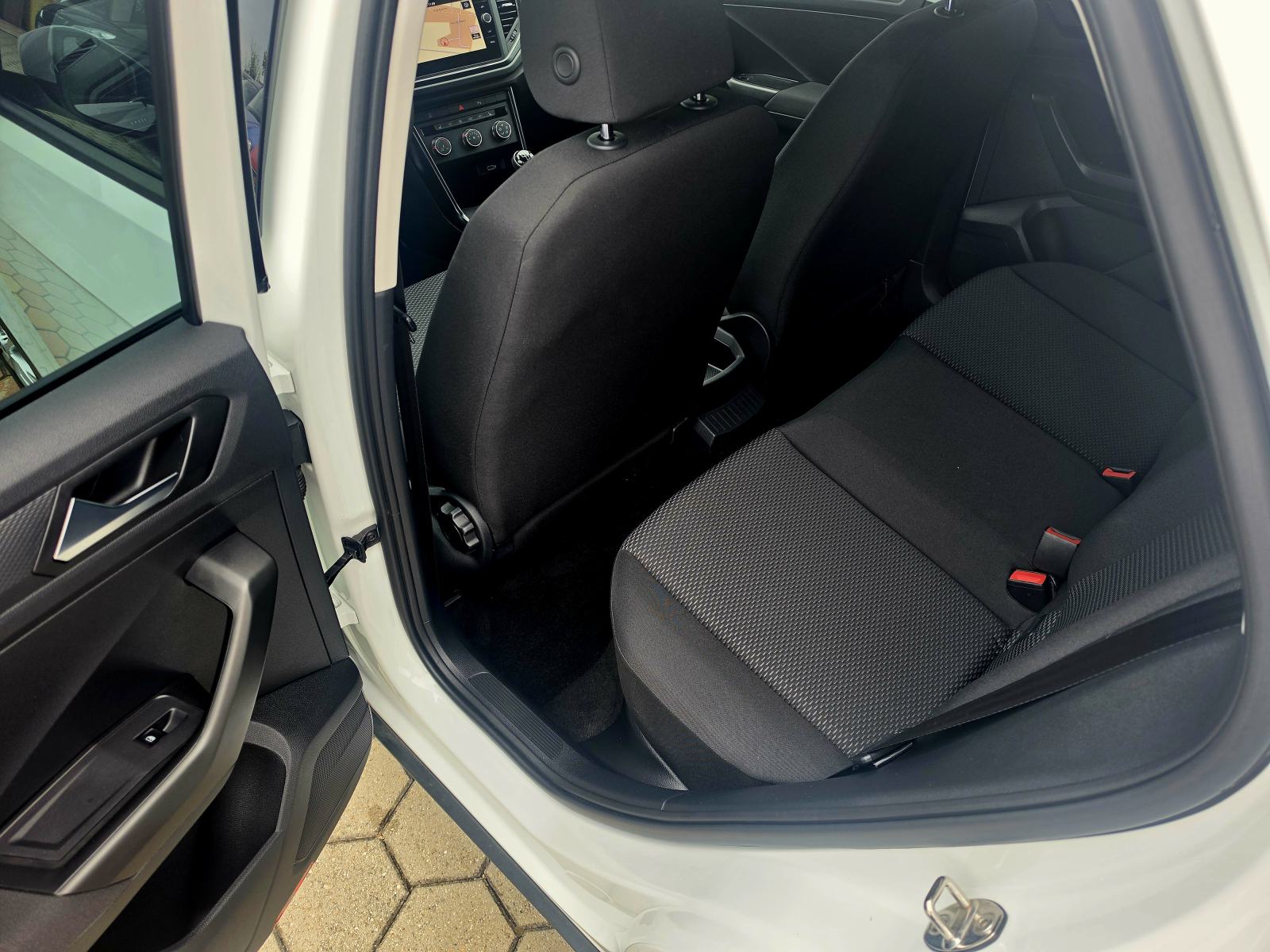 VW T-Roc 1,0 TSI,,ODLIČAN,,SERVISNA,,27129KM, fotografija 13