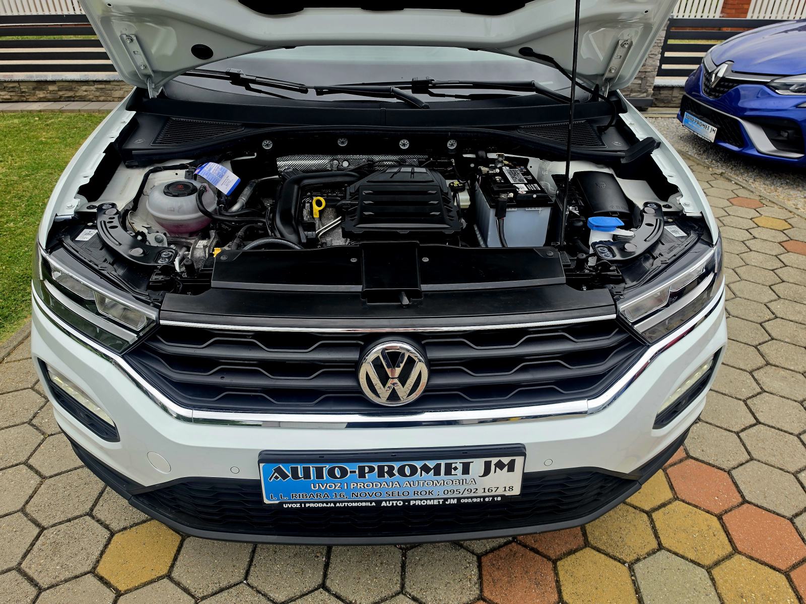 VW T-Roc 1,0 TSI,,ODLIČAN,,SERVISNA,,27129KM, fotografija 17