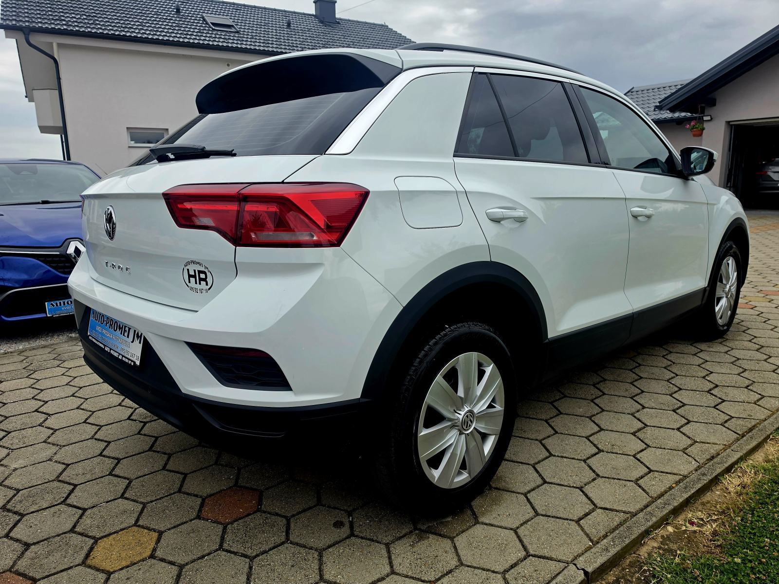 VW T-Roc 1,0 TSI,,ODLIČAN,,SERVISNA,,27129KM, fotografija 6