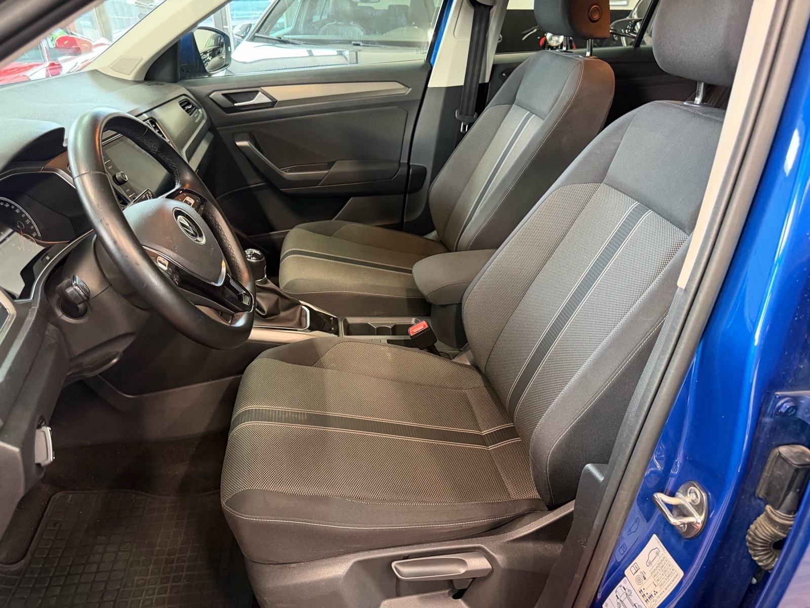 VW T-Roc 1,0 TSI *HR AUTO, REGISTRIRAN, 2 SETA, ACC, BLIND, LANE*, fotografija 8