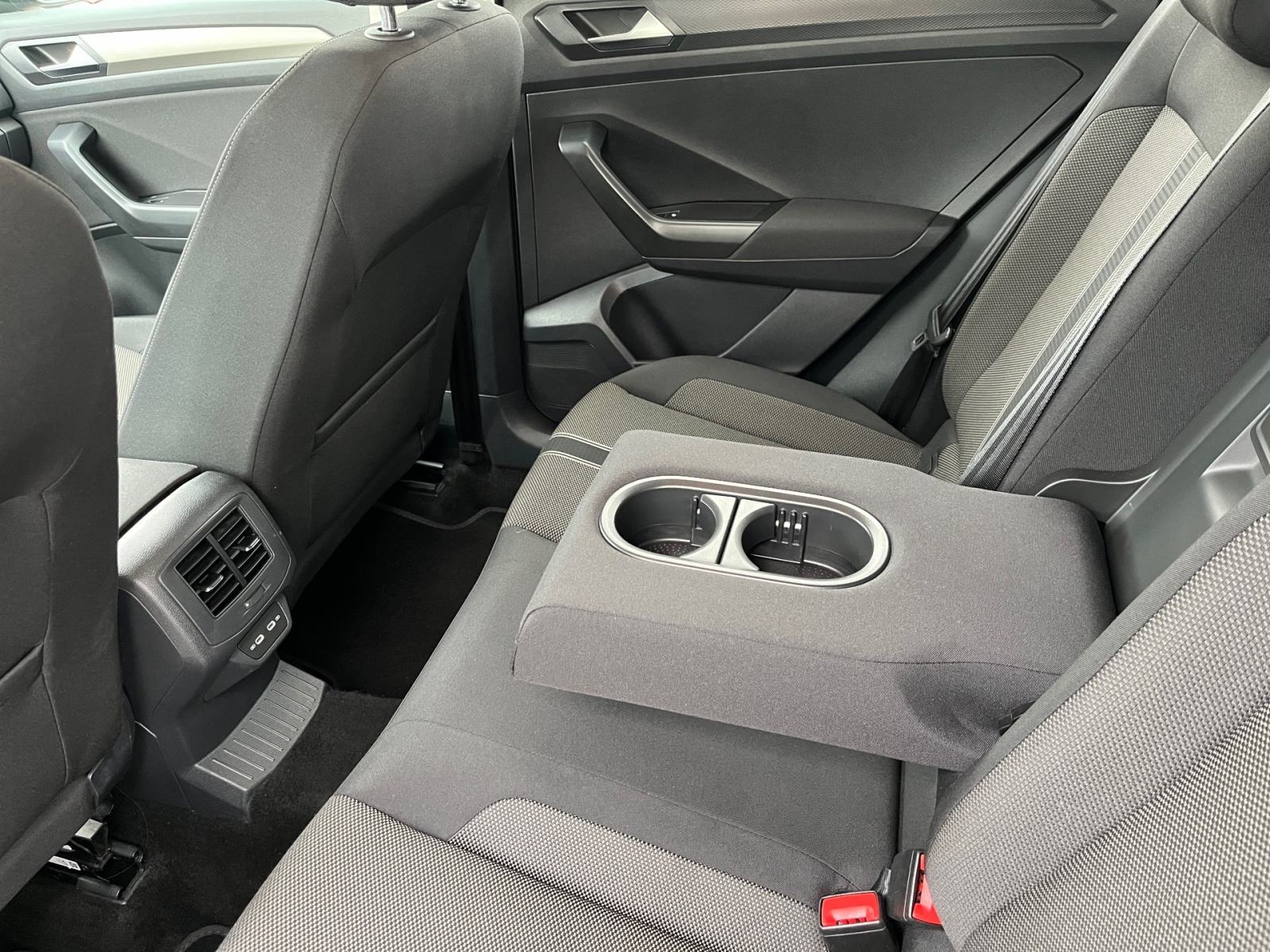 ✨VW T-Roc 1.0 TSI✨ | 110 KS |HR auto | Design | LED | App-Connect, fotografija 12
