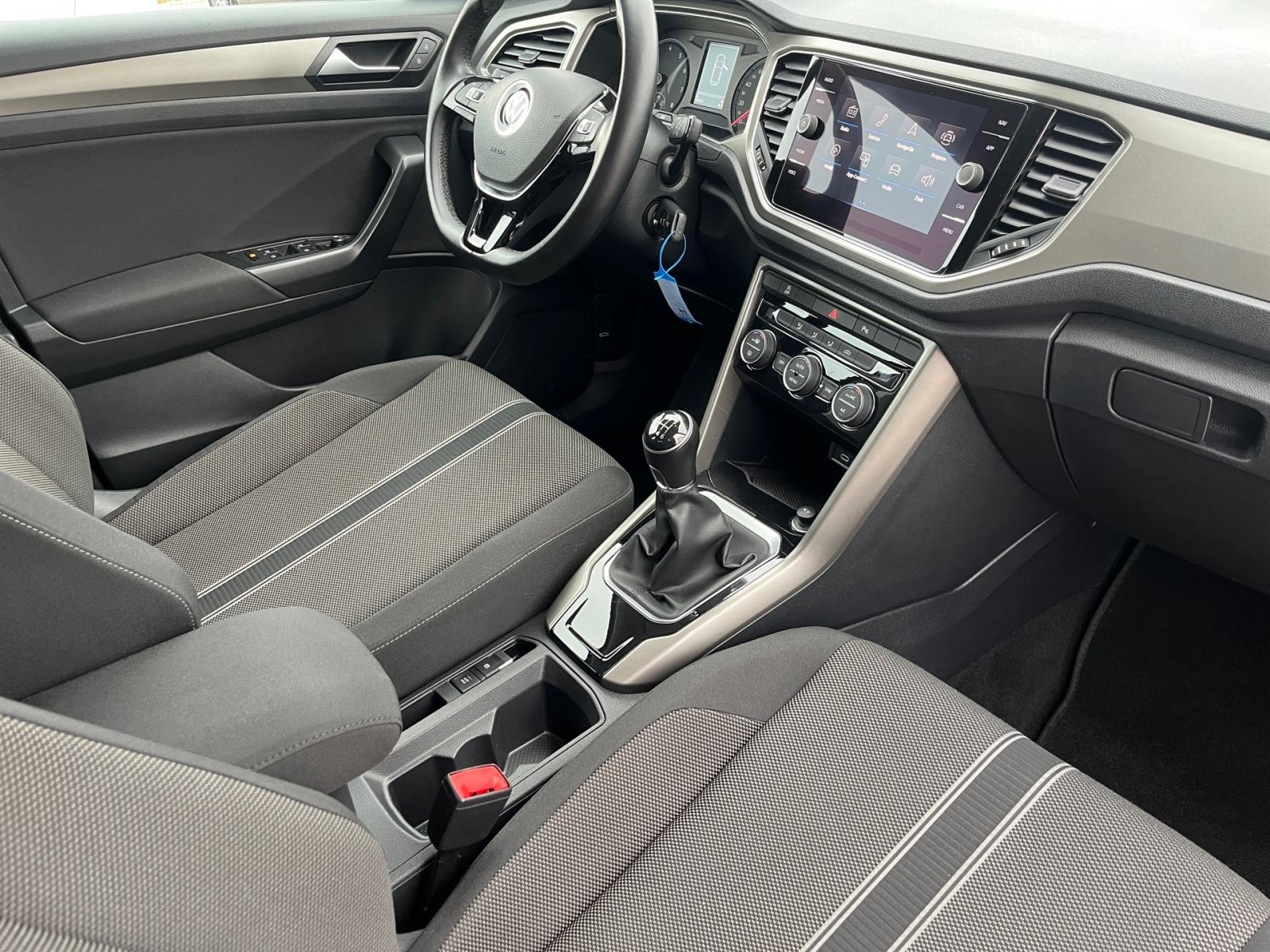 ✨VW T-Roc 1.0 TSI✨ | 110 KS |HR auto | Design | LED | App-Connect, fotografija 11