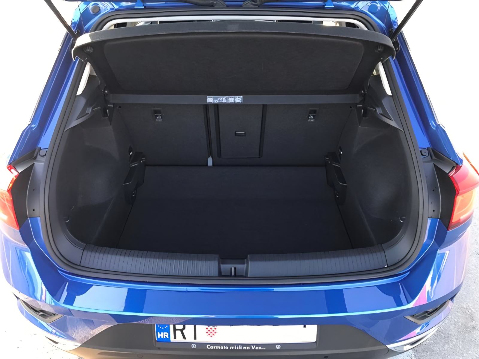 VW T-ROC 1,0 TSI DESIGN, HR AUTO, fotografija 8