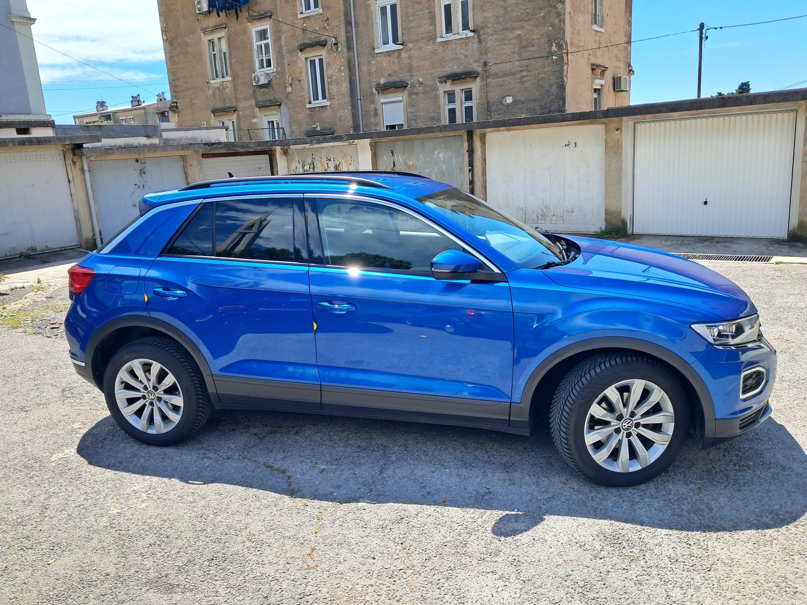 VW T-ROC 1,0 TSI DESIGN, HR AUTO, pogled izvana - slika 2