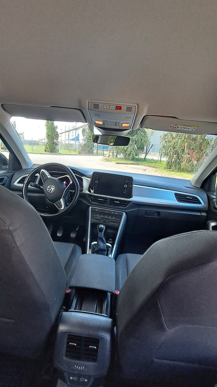 VW T-Roc 1,0 TSI, fotografija 2