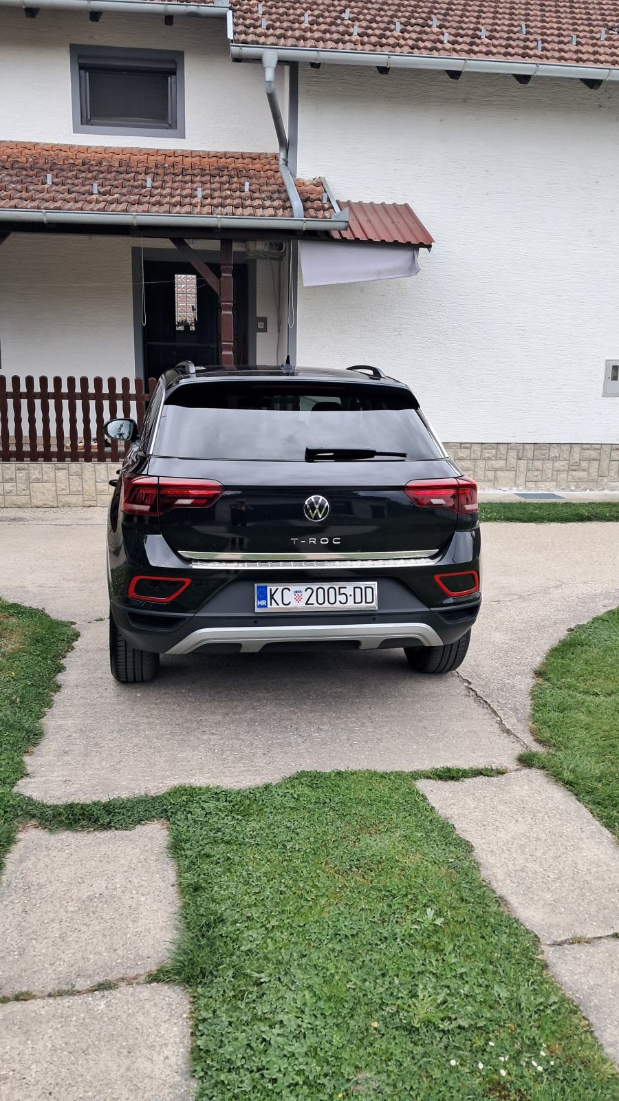 VW T-Roc 1,0 TSI, fotografija 7