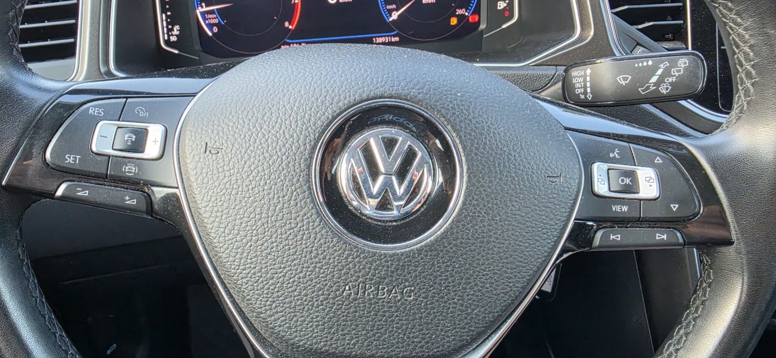 VW T-Roc 1,0 TSI 85kw, Black optik style, virtual cockpit, fotografija 10