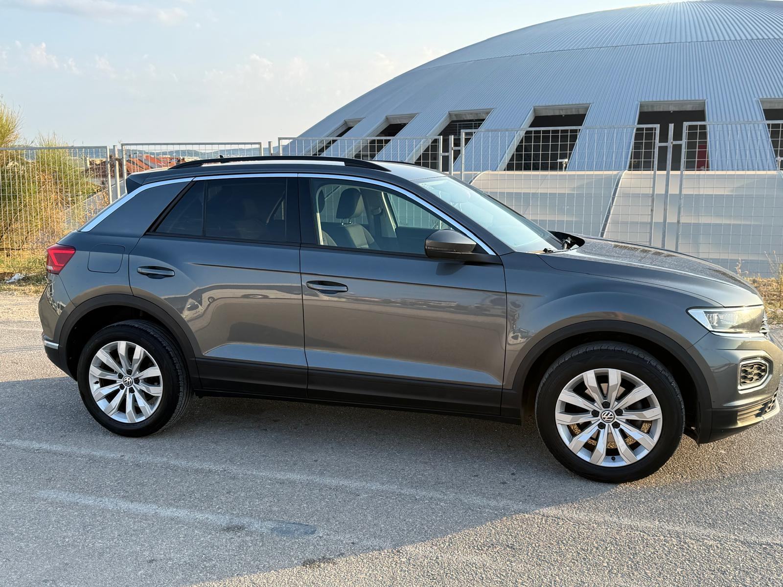 VW T-Roc 1,0 TSI, fotografija 8