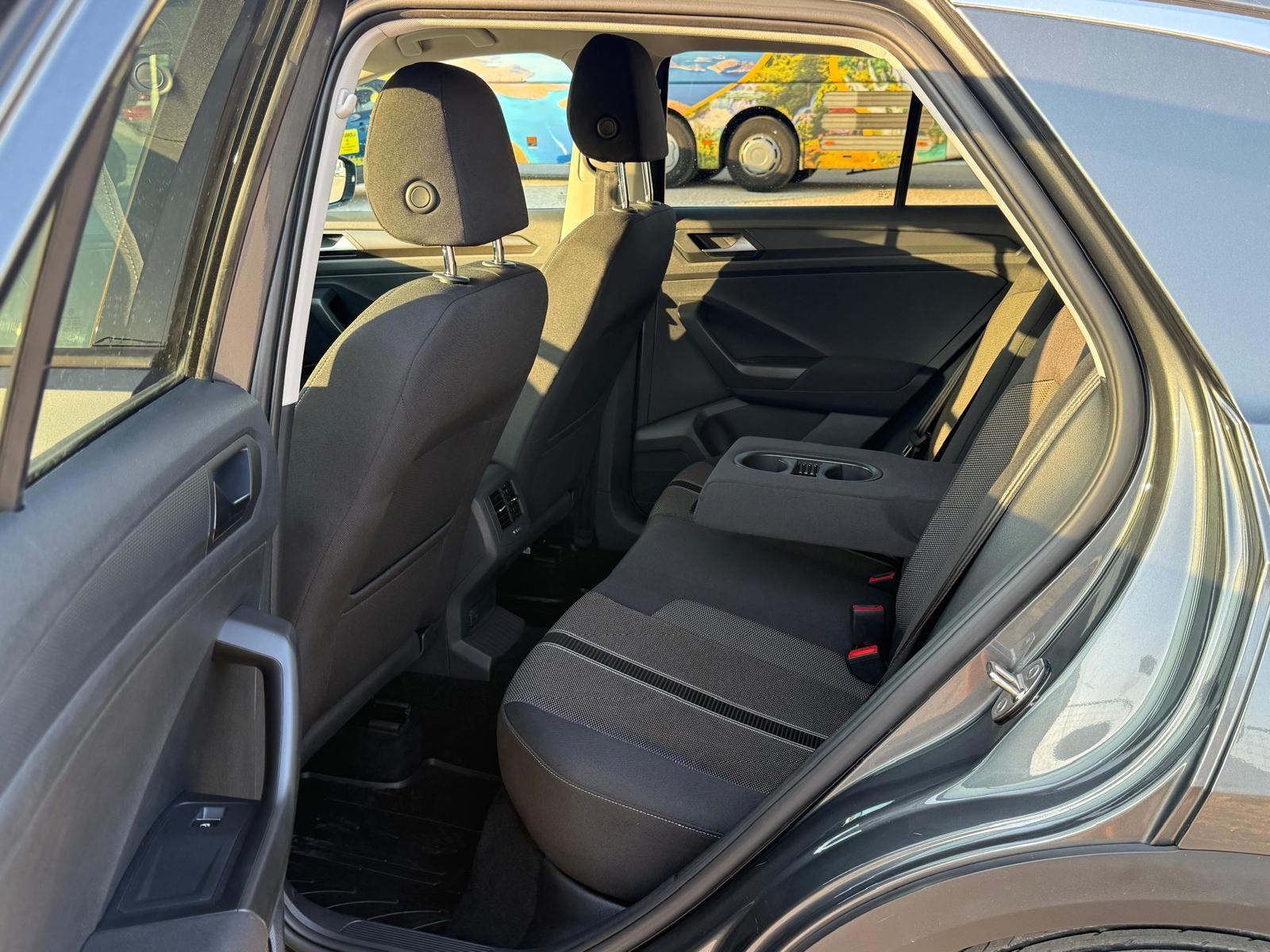 VW T-Roc 1,0 TSI, fotografija 4