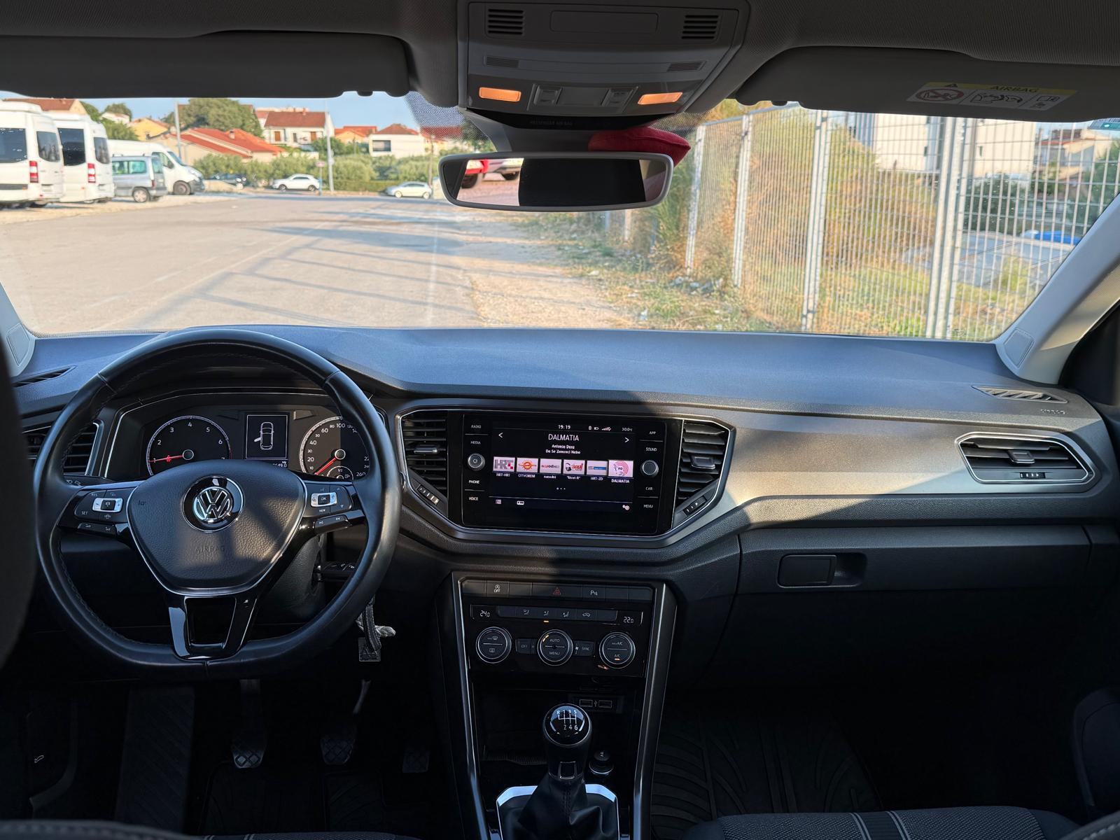 VW T-Roc 1,0 TSI, fotografija 10