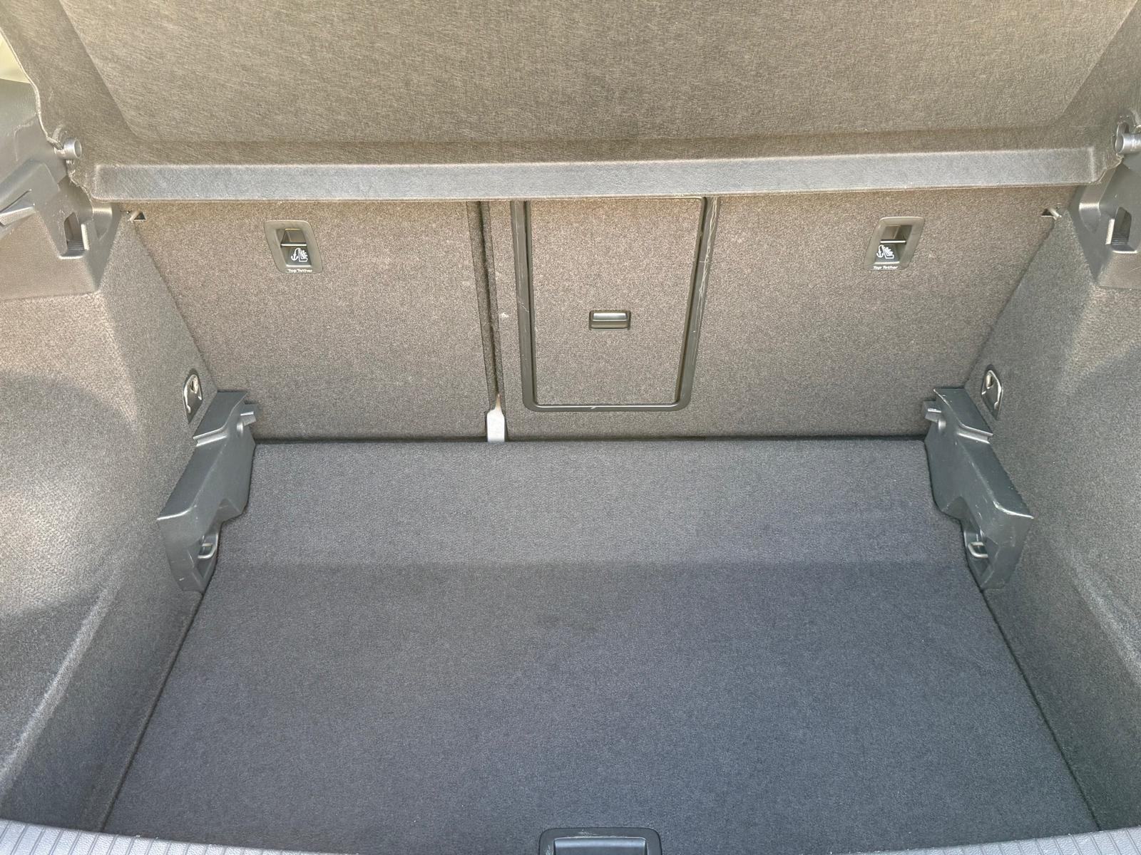VW T-Roc 1,0 TSI, fotografija 6